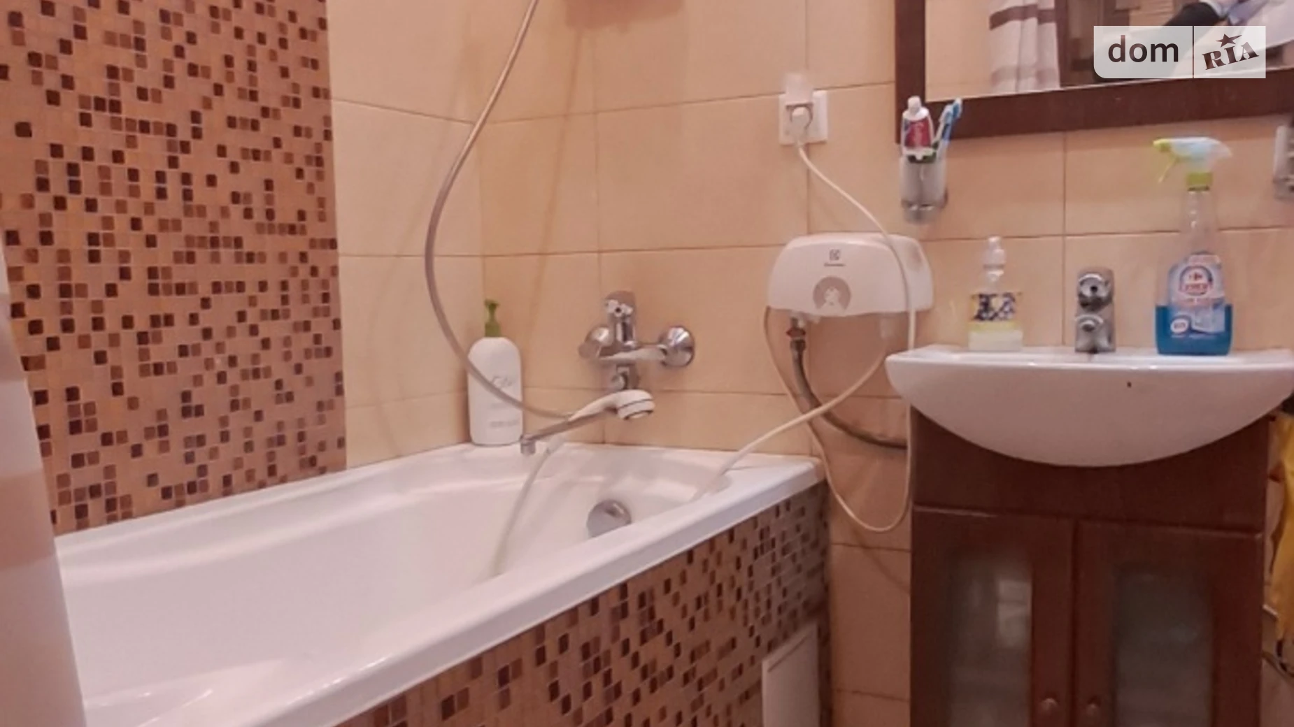 Продается 2-комнатная квартира 54.6 кв. м в Киеве, ул. Ялтинская, 10/14 - фото 2