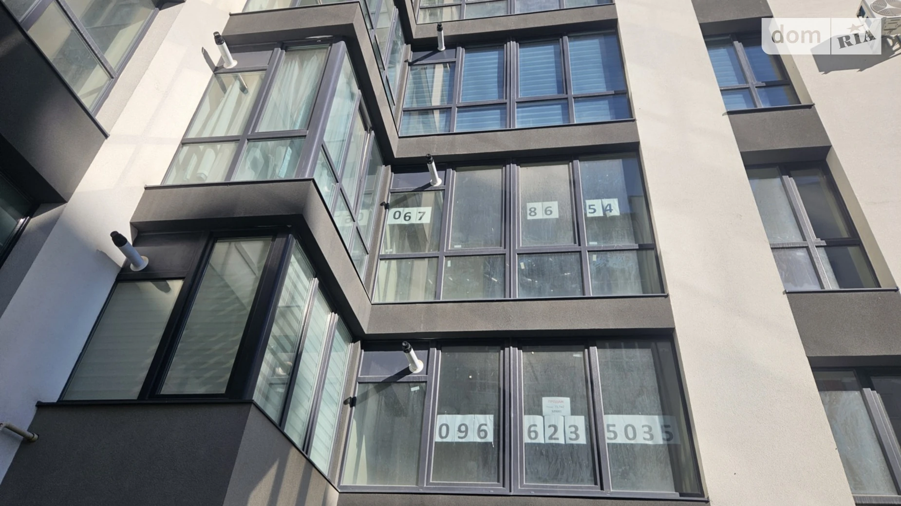 Продается 3-комнатная квартира 70.9 кв. м в Ивано-Франковске, ул. Романа Вирастюка, 1 - фото 4