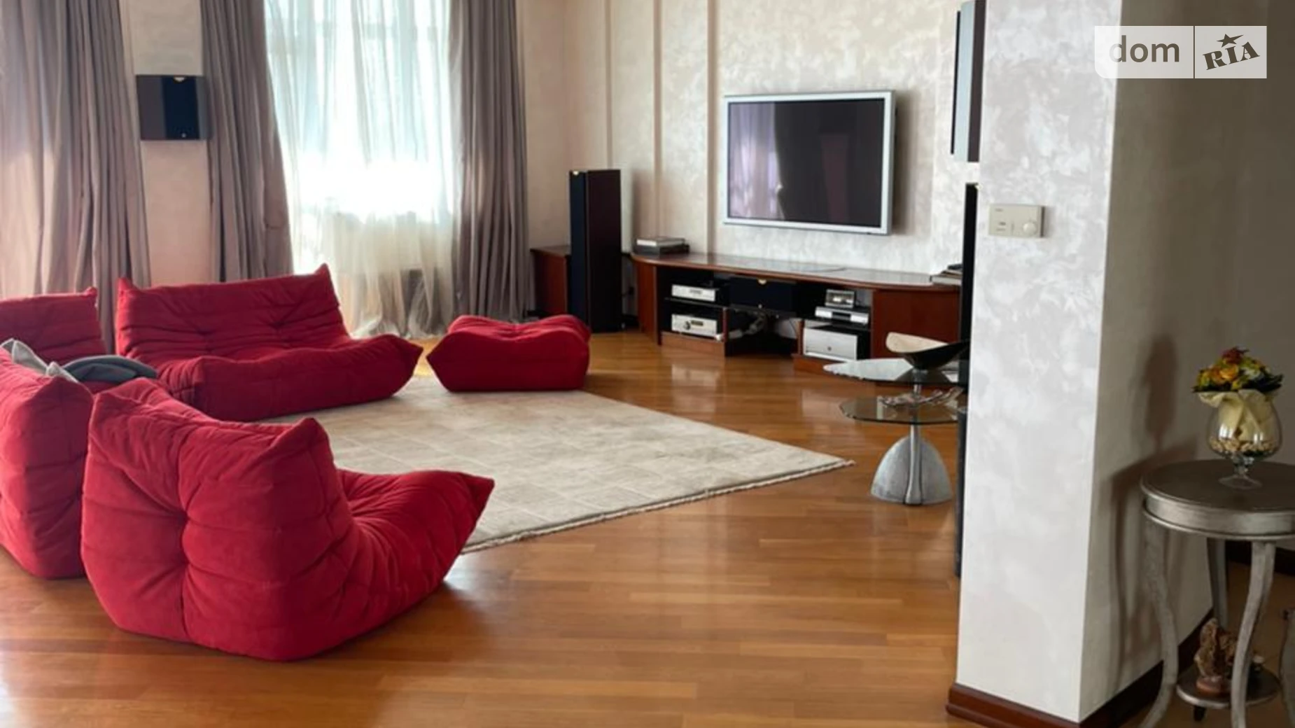 Продається 4-кімнатна квартира 238.6 кв. м у Києві, вул. Предславинська, 31/11 - фото 2