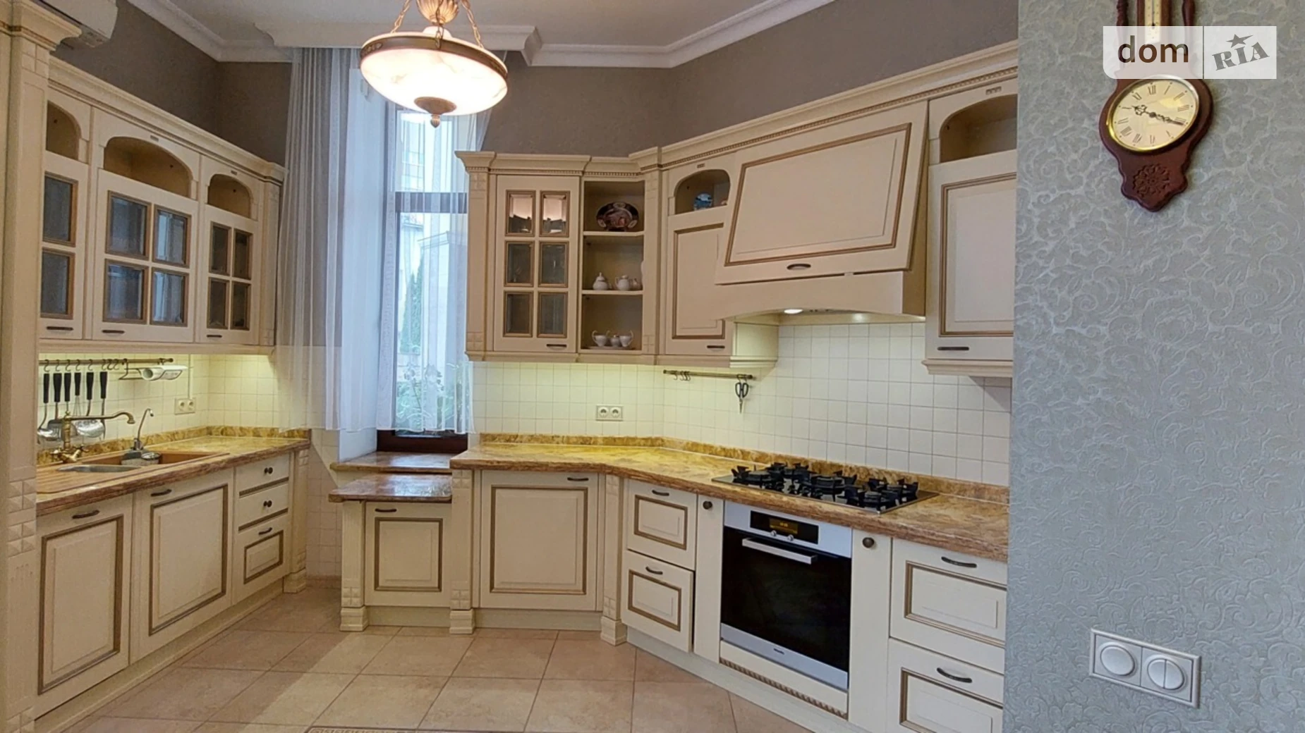 Продается дом на 3 этажа 539 кв. м с балконом, цена: 3000000 $ - фото 5