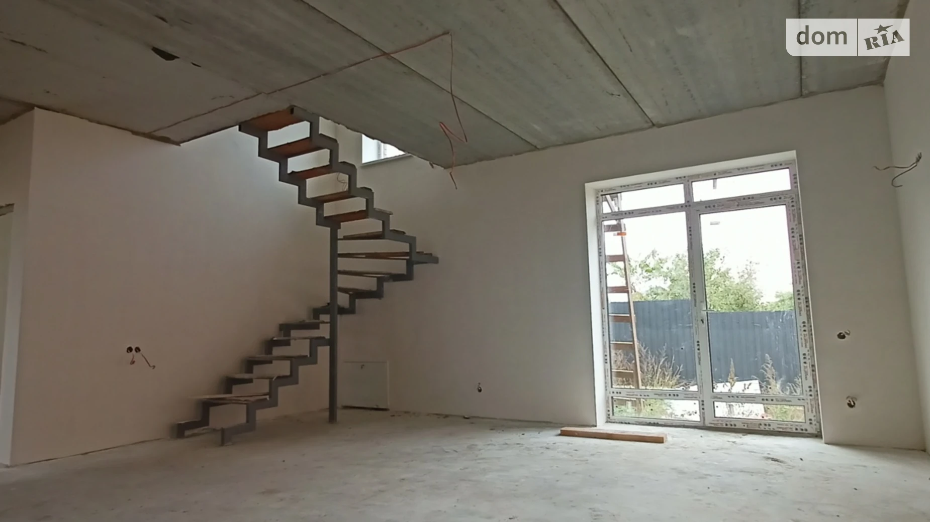 Продается дом на 2 этажа 107 кв. м с беседкой, цена: 88000 $ - фото 3