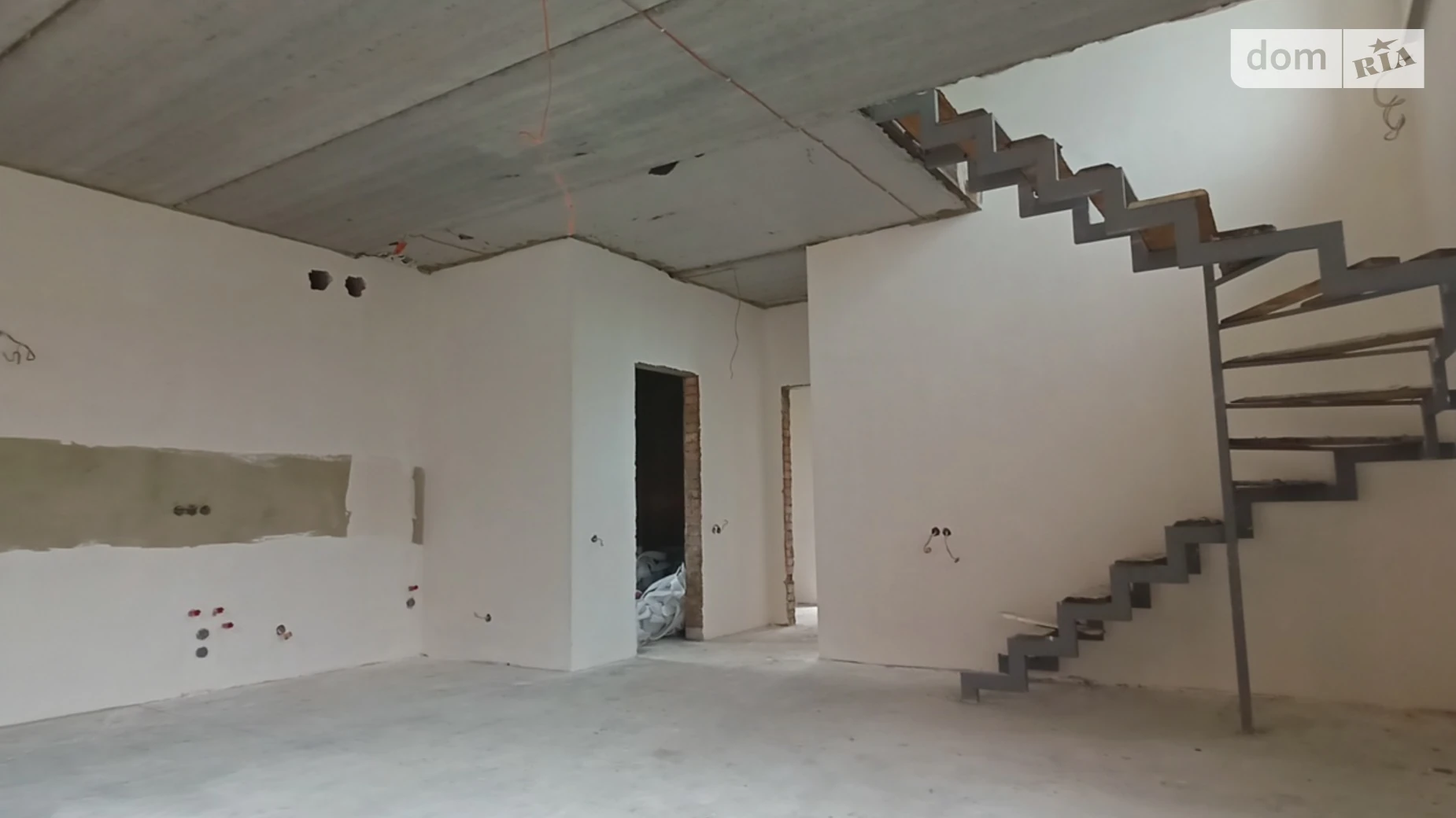 Продается дом на 2 этажа 107 кв. м с беседкой, цена: 88000 $ - фото 4