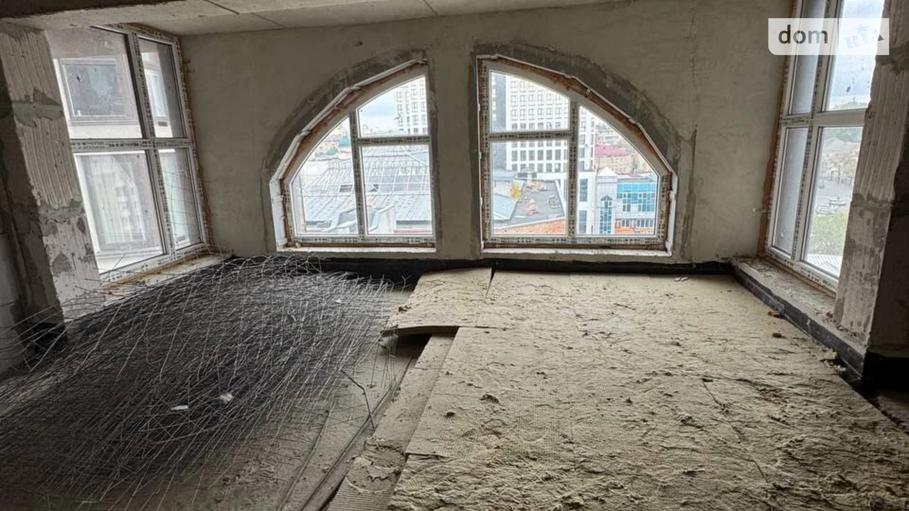 2-комнатная квартира 158.7 кв. м в Тернополе, пл. Героев Евромайдану, 9 - фото 3