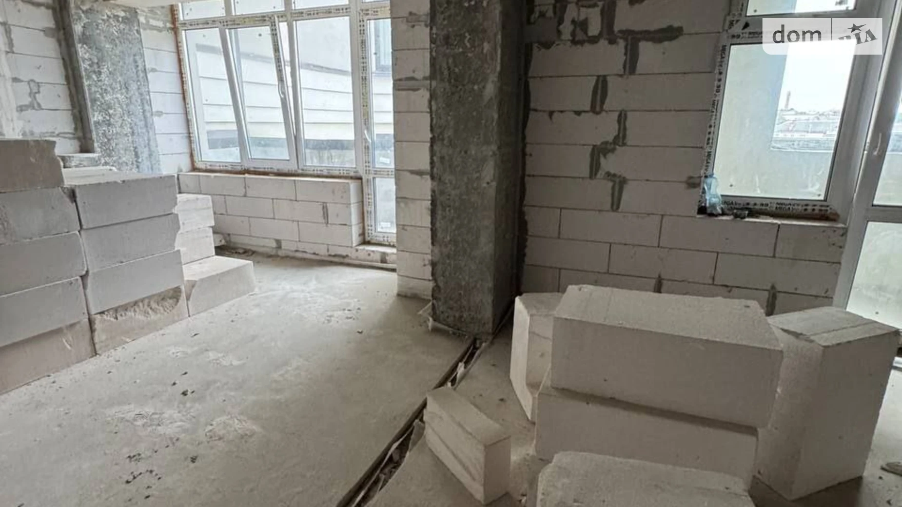 2-комнатная квартира 158.7 кв. м в Тернополе, пл. Героев Евромайдану, 9 - фото 5