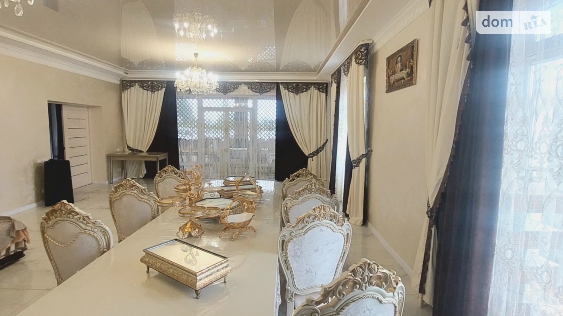 Продается одноэтажный дом 200 кв. м с баней/сауной, цена: 280000 $ - фото 2