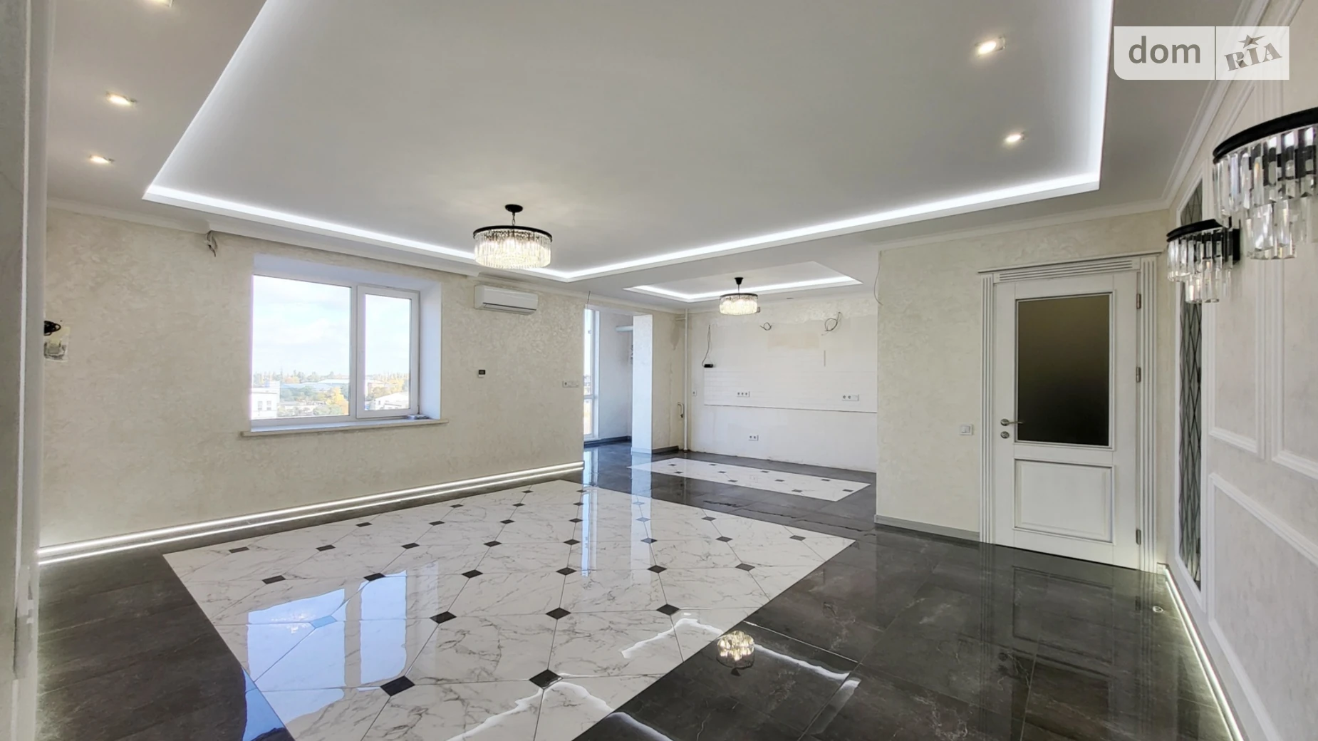 Продается 4-комнатная квартира 118 кв. м в Виннице, ул. Антонова Олега - фото 2