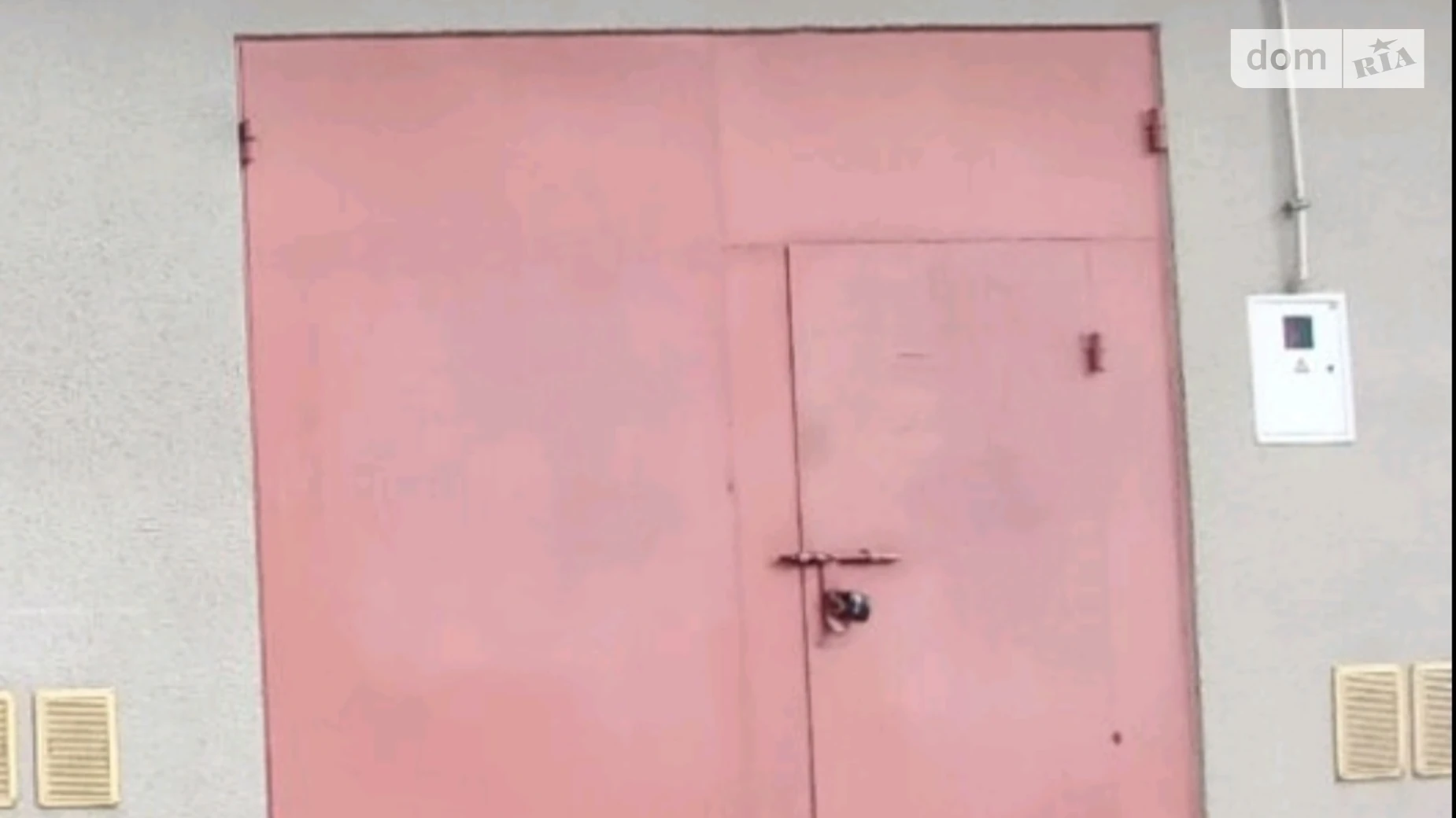 Сдается в аренду отдельно стоящий гараж под легковое авто на 22.3 кв. м, цена: 4300 грн - фото 3