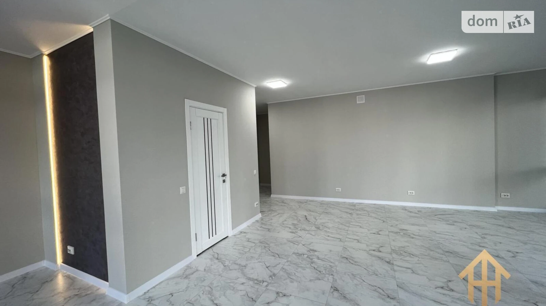 Сдается в аренду офис 52 кв. м в бизнес-центре, цена: 350 $ - фото 3
