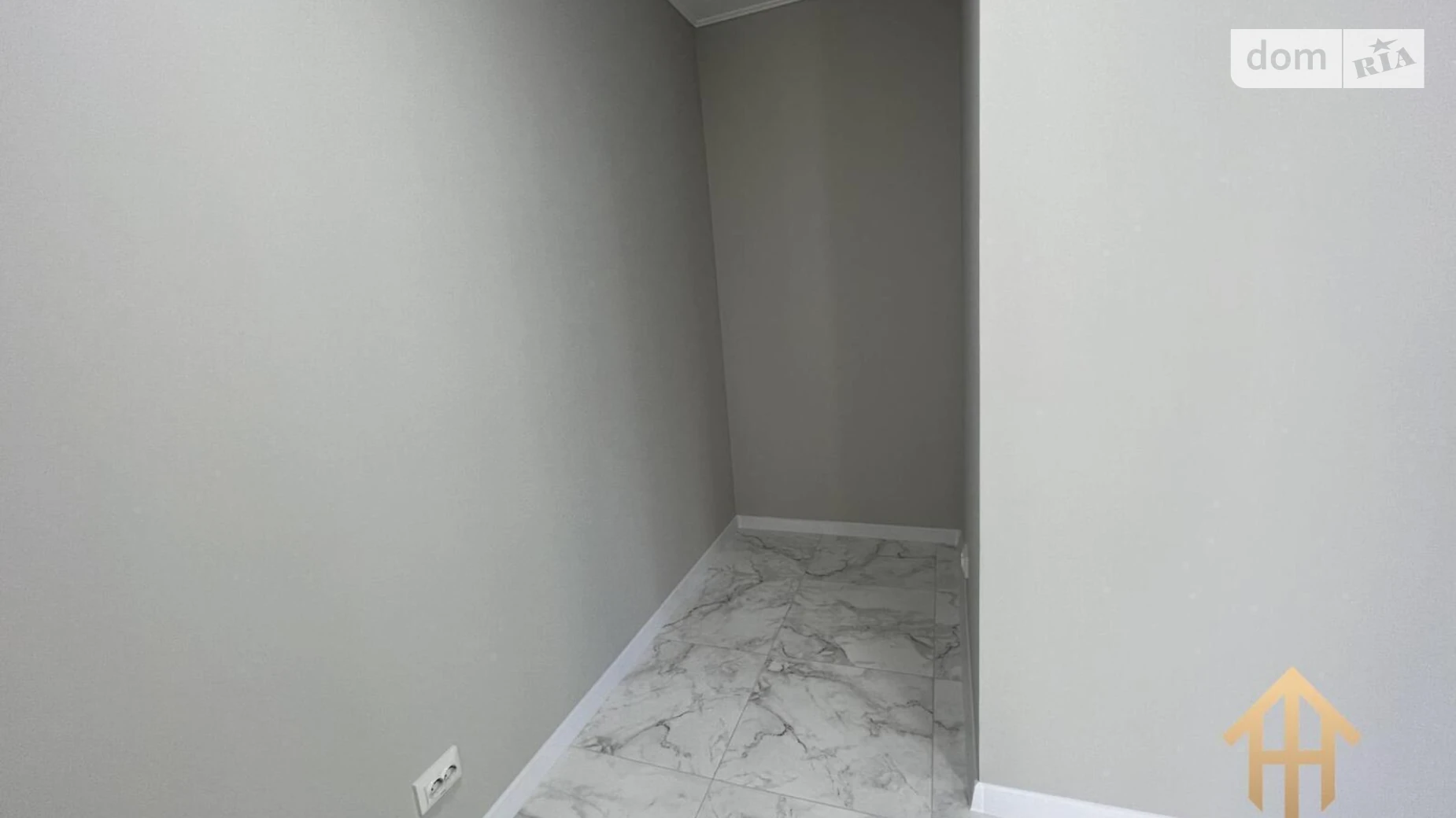 Сдается в аренду офис 52 кв. м в бизнес-центре, цена: 350 $ - фото 5