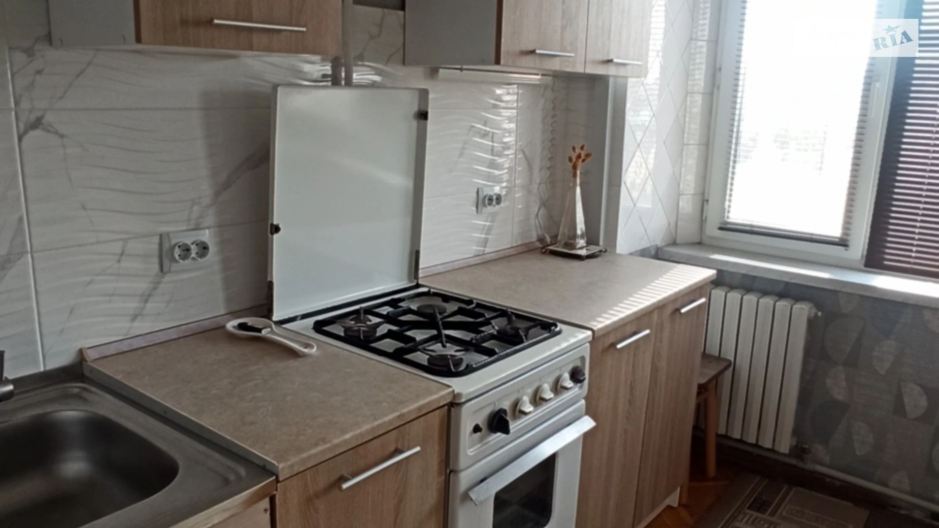 Сдается в аренду 1-комнатная квартира 40 кв. м в Одессе, ул. Торговая, 1Б - фото 2