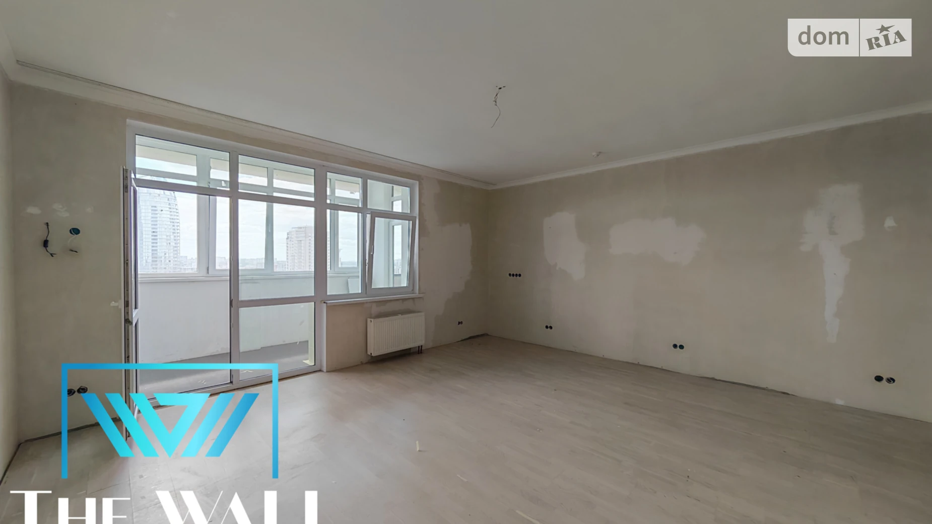 Продается 1-комнатная квартира 68.1 кв. м в Киеве, ул. Коновальца Евгения, 44А - фото 2