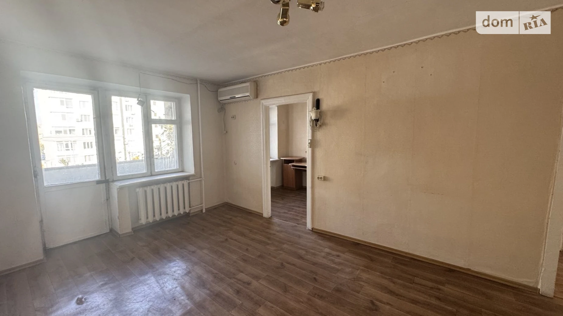Продается 3-комнатная квартира 55 кв. м в Николаеве, ул. Генерала Алмазова(Генерала Карпенко), 8 - фото 2