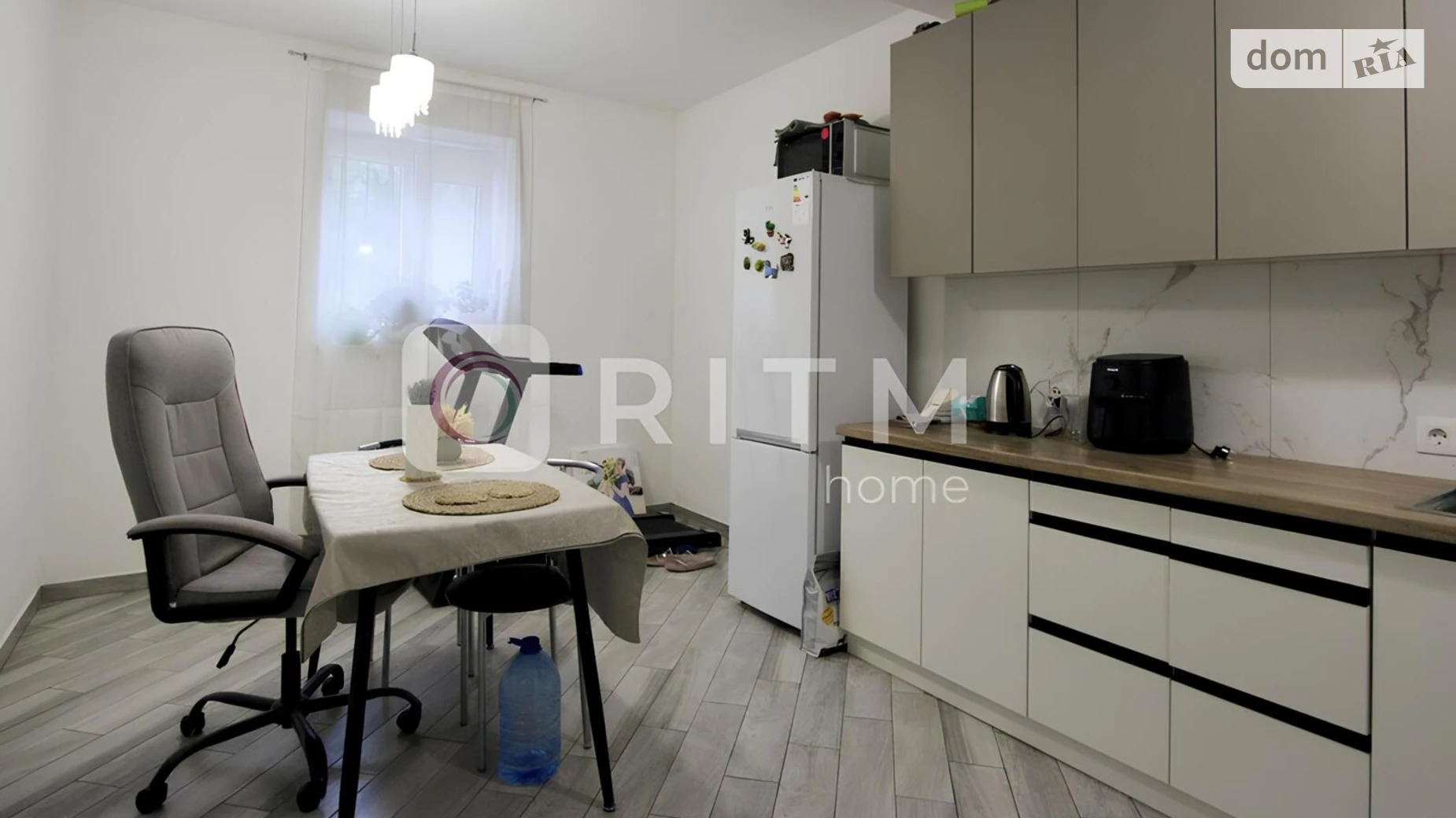 Продается 3-комнатная квартира 74.9 кв. м в Винниках, ул. Парковая, 19 - фото 3