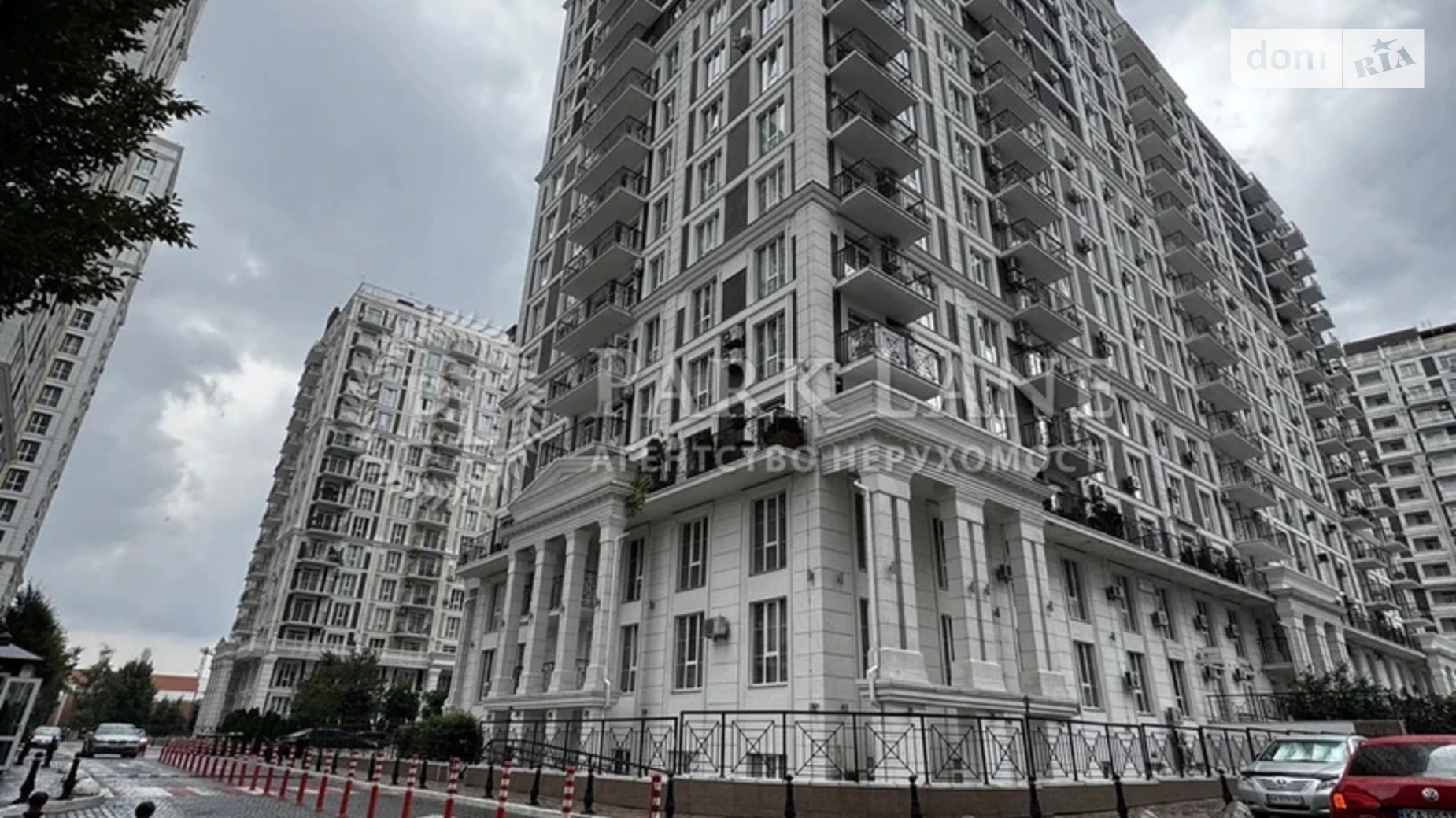 Продается 3-комнатная квартира 118.4 кв. м в Киеве, ул. Михаила Максимовича, 26Б - фото 2