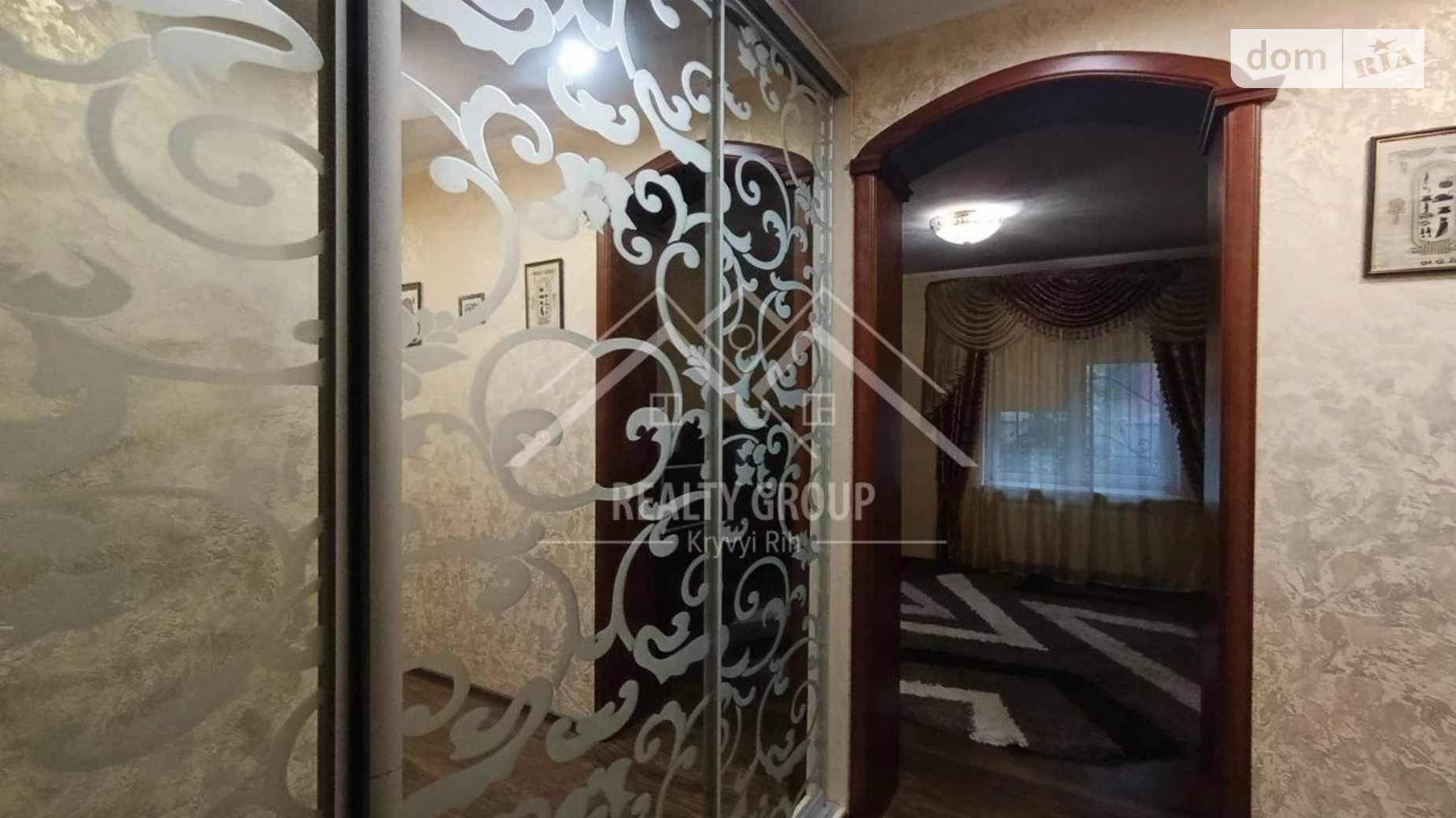Продается 3-комнатная квартира 58.8 кв. м в, цена: 42500 $ - фото 2