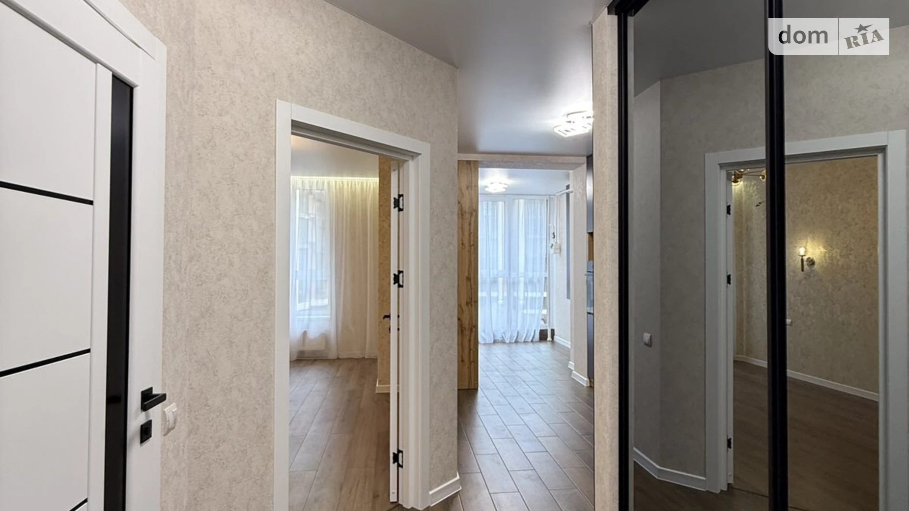 Продается 1-комнатная квартира 40 кв. м в Софиевской Борщаговке, ул. Молодёжная, 10 - фото 3