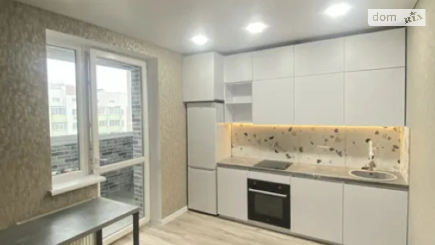 Продается 1-комнатная квартира 40 кв. м в Харькове, ул. Мира, 49 - фото 2