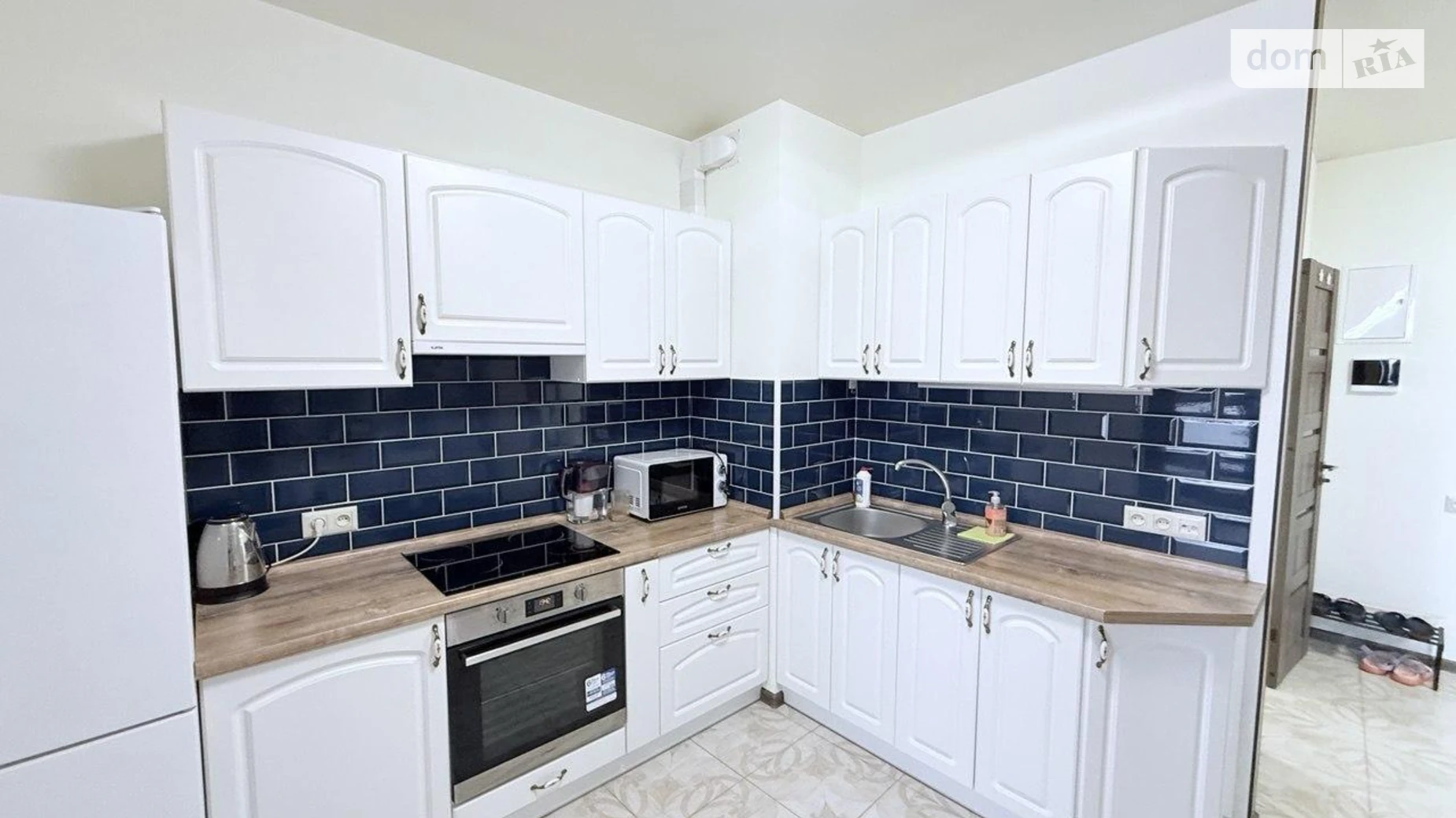 Продается 2-комнатная квартира 65 кв. м в Лиманке, мас. Радужный, 11В - фото 3