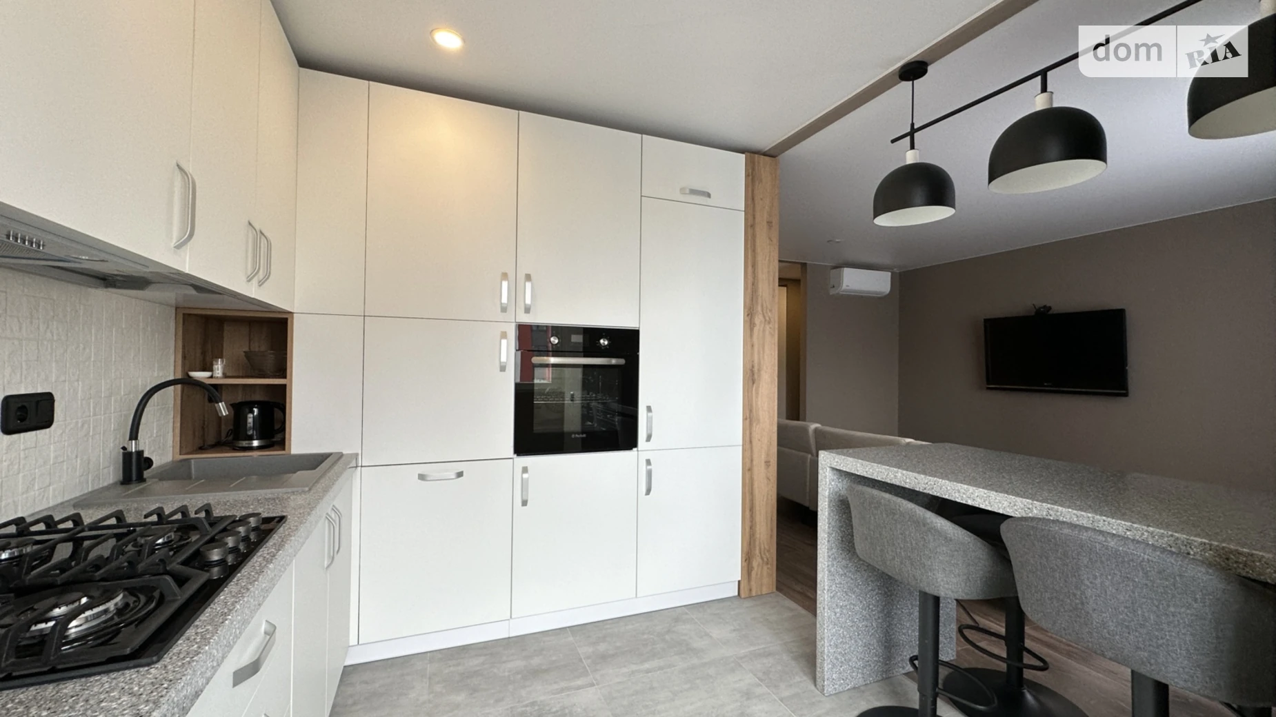 Сдается в аренду 1-комнатная квартира 58 кв. м в Львове, ул. Золотая, 17 - фото 2