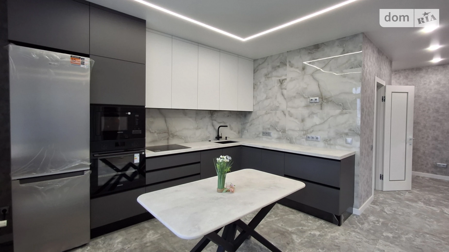 Продается 1-комнатная квартира 65 кв. м в Вишневом, ул. Витянская, 2 - фото 2