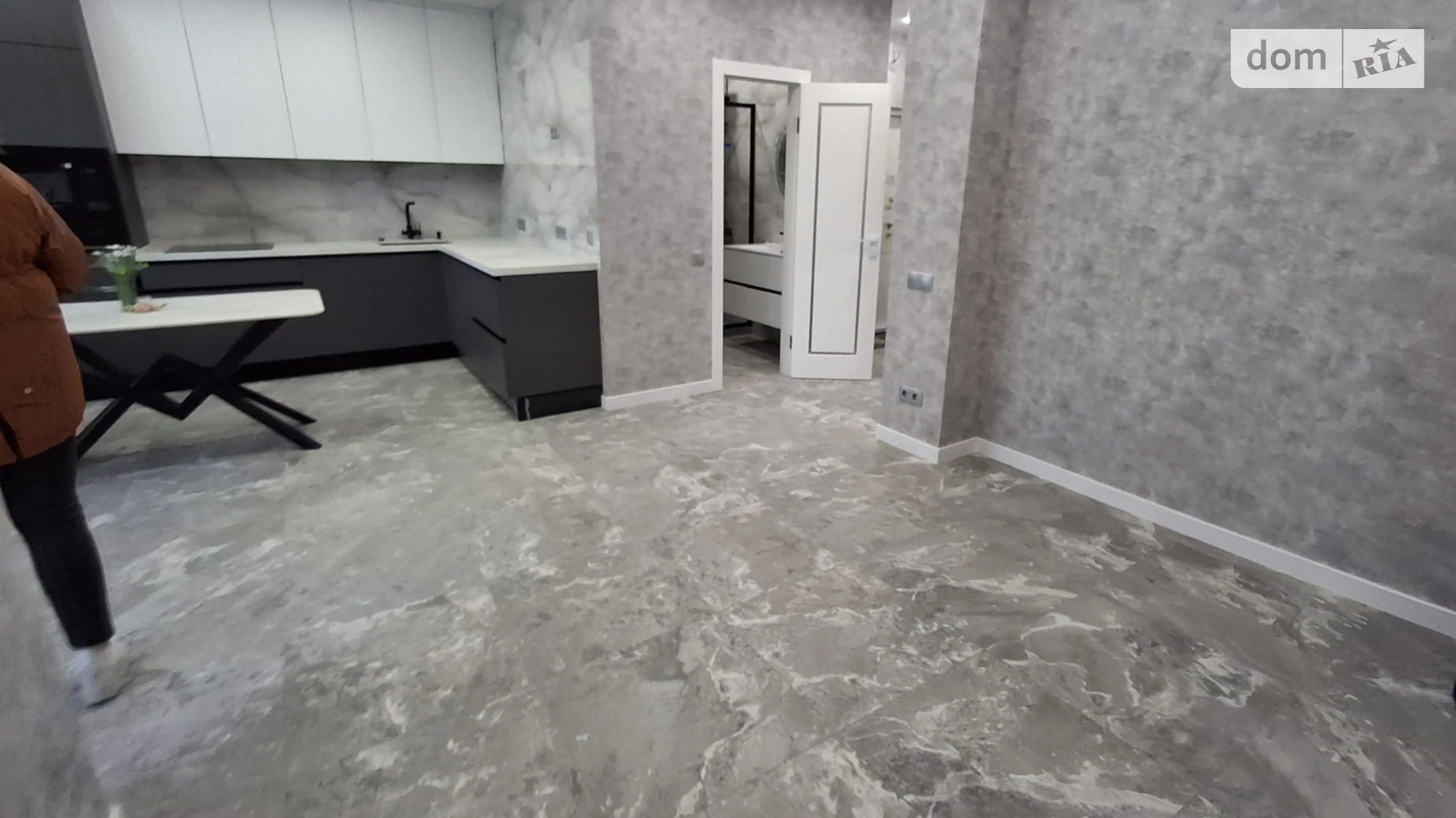 Продается 1-комнатная квартира 65 кв. м в Вишневом, ул. Витянская, 2 - фото 4