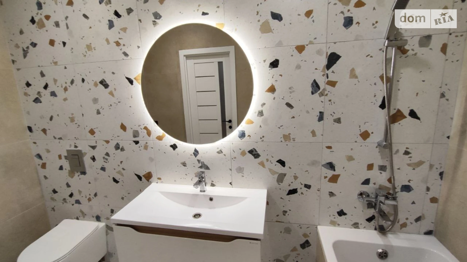 Продается 2-комнатная квартира 79.8 кв. м в Хмельницком, ул. Лесогриневецкая, 34А - фото 2