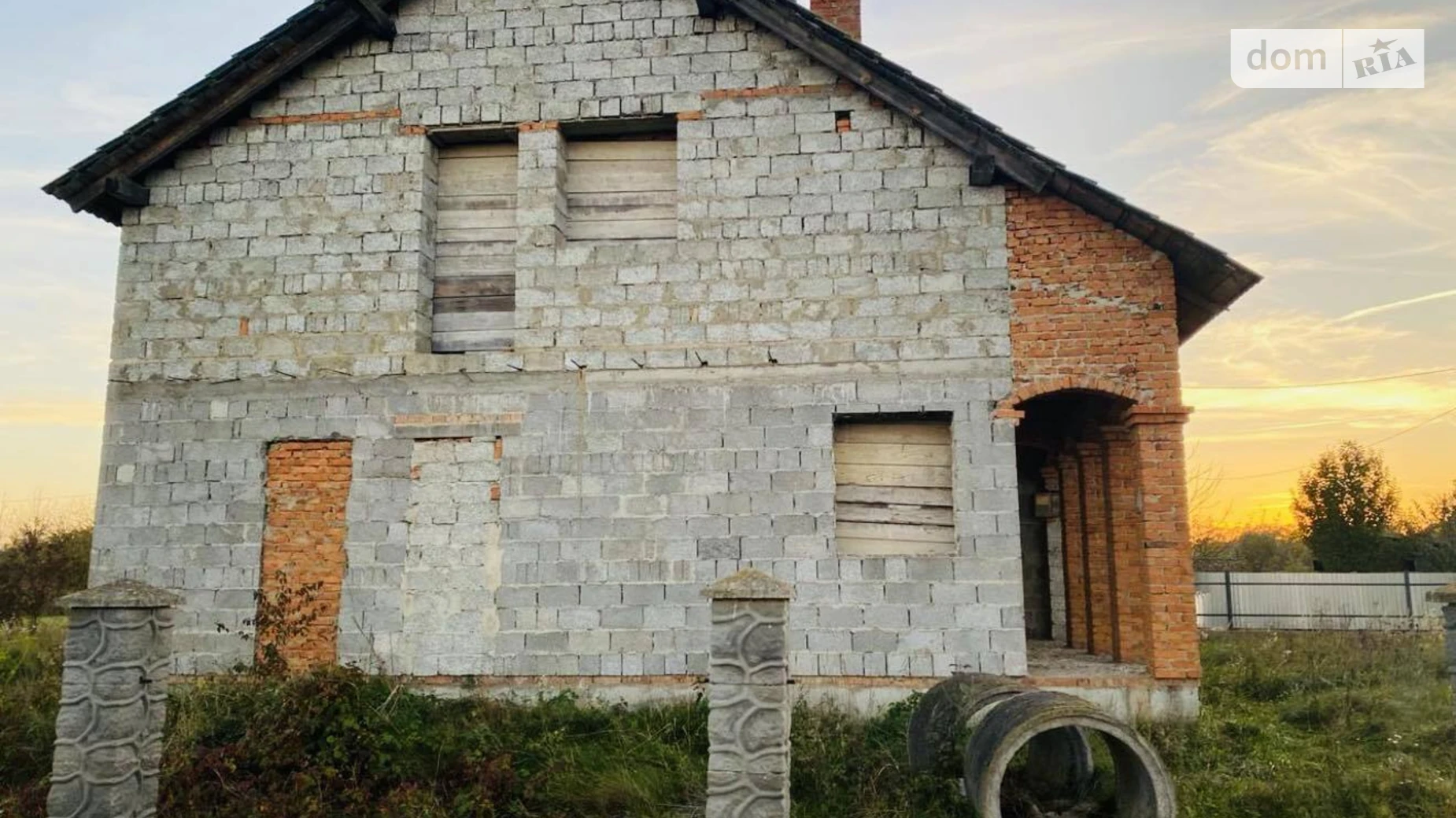 Продается дом на 2 этажа 100 кв. м с балконом, цена: 16500 $ - фото 2