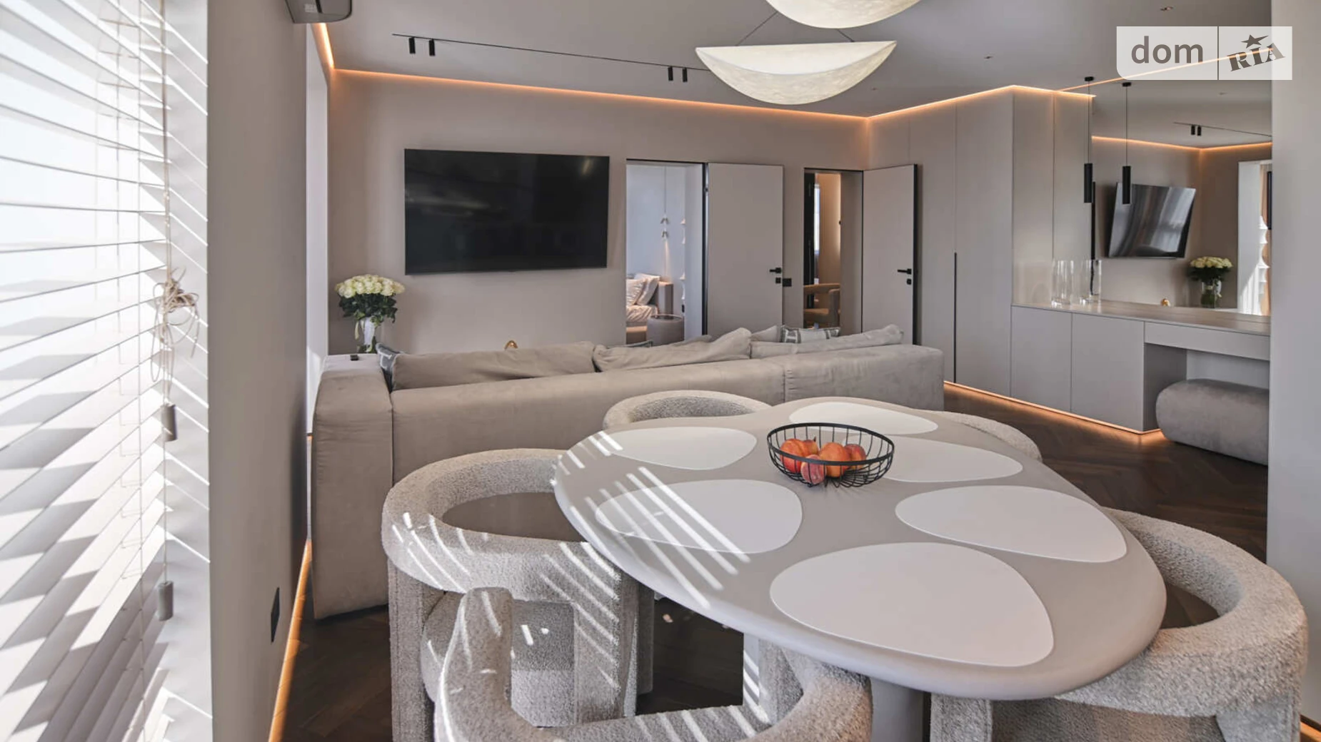 Продается 3-комнатная квартира 108 кв. м в Ровно, вул. Киевская, 19 - фото 3