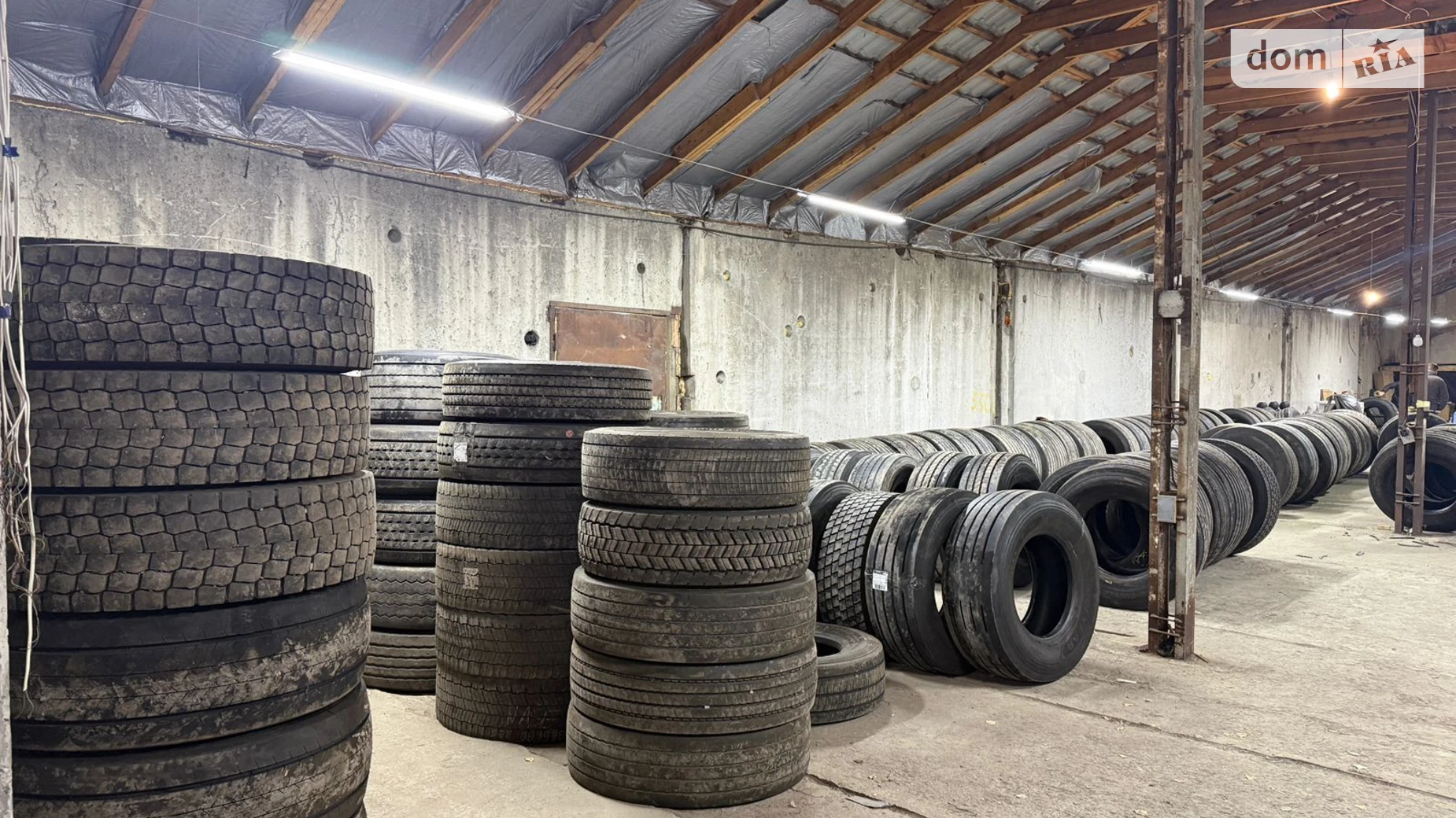 Продается объект сферы услуг 1700 кв. м в 1-этажном здании, цена: 329000 € - фото 4