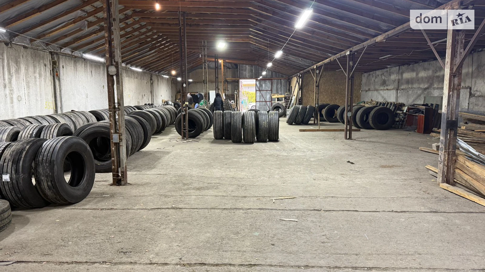 Продается объект сферы услуг 1700 кв. м в 1-этажном здании, цена: 329000 € - фото 3