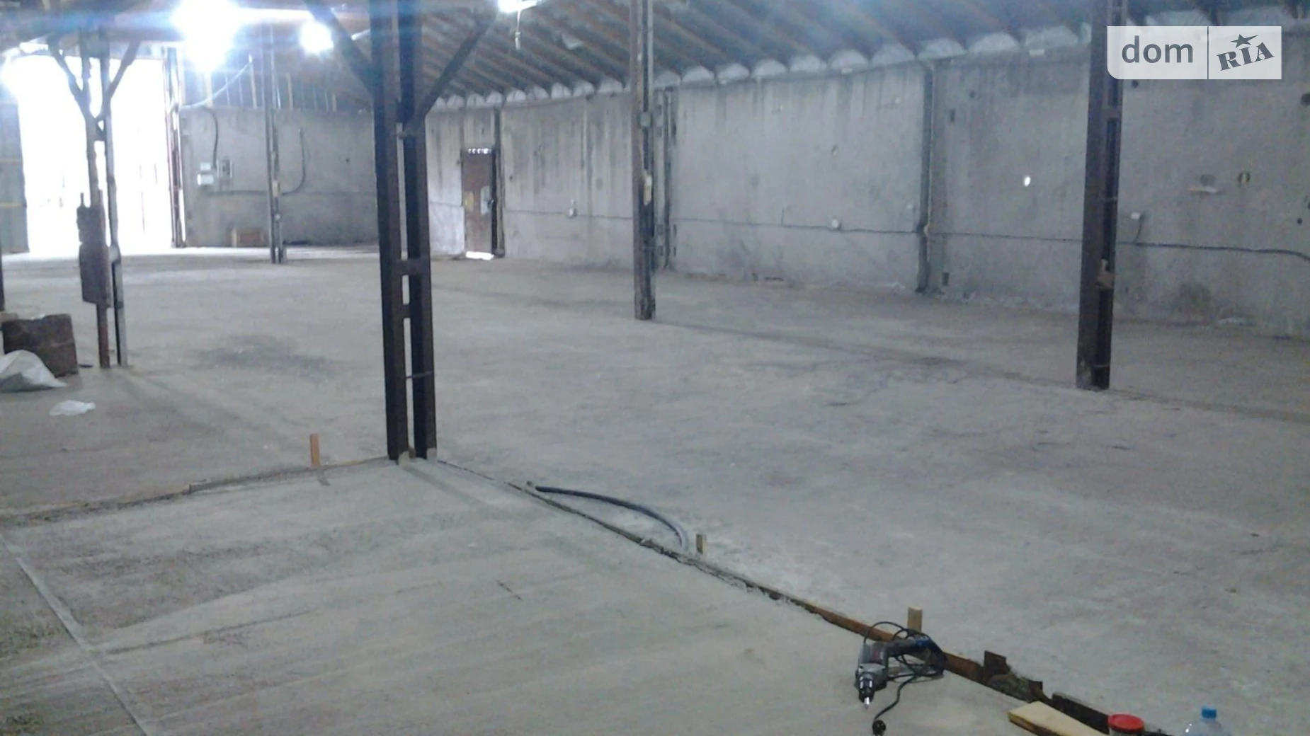 Продается объект сферы услуг 1700 кв. м в 1-этажном здании, цена: 329000 € - фото 5