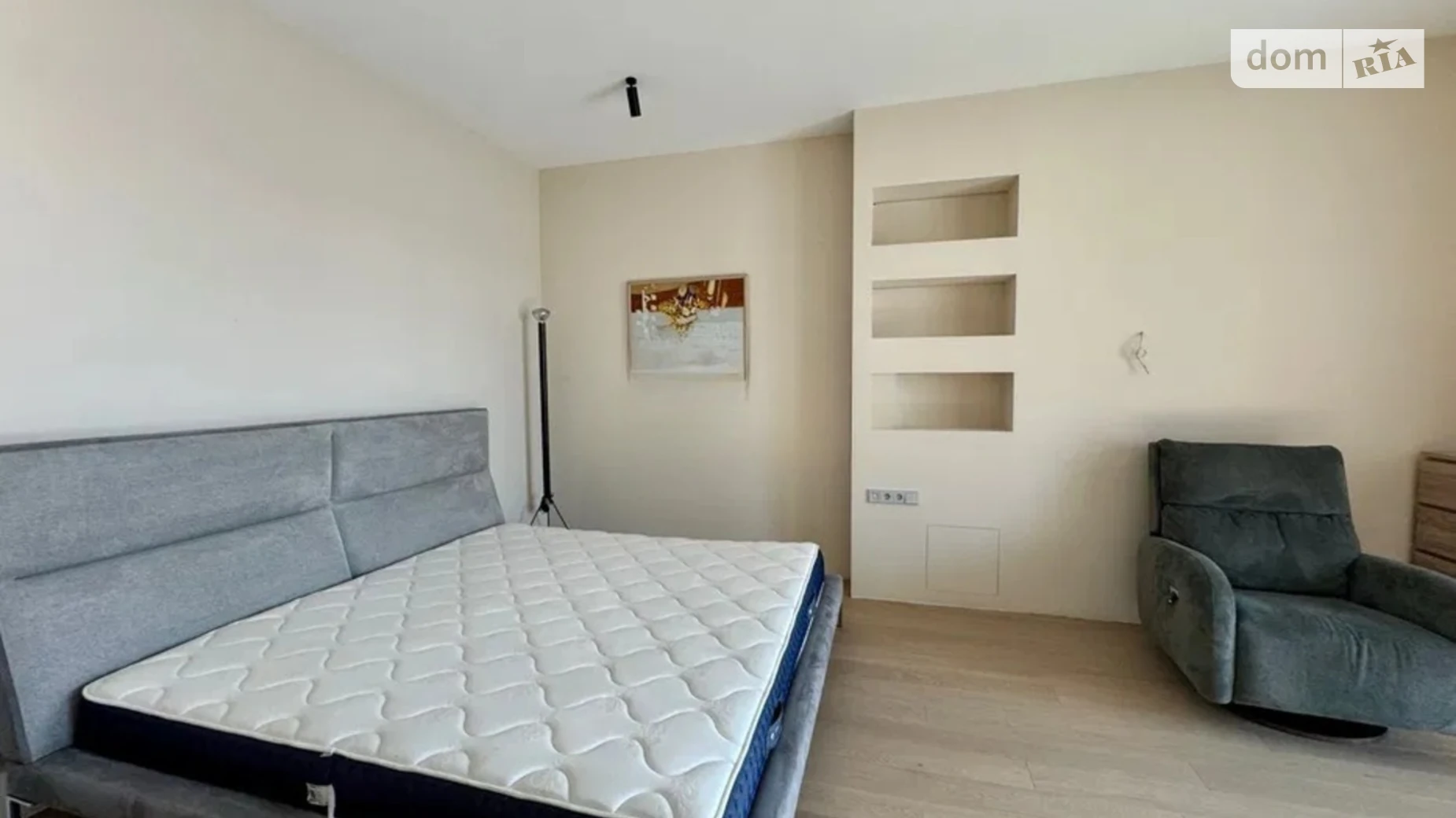 Продается 2-комнатная квартира 81 кв. м в Киеве, ул. Гоголевская, 47 - фото 3