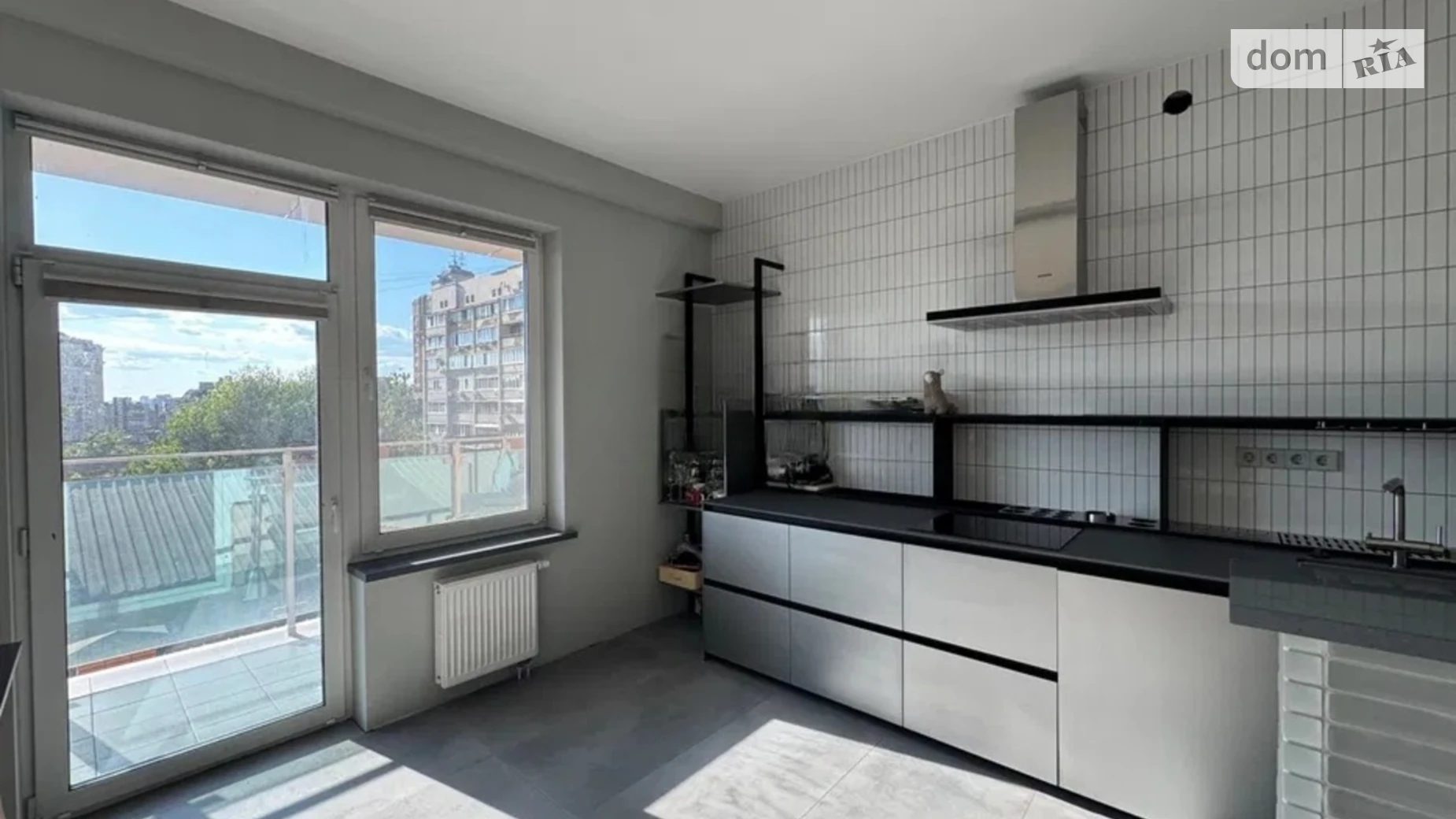 Продается 2-комнатная квартира 81 кв. м в Киеве, ул. Гоголевская, 47 - фото 2