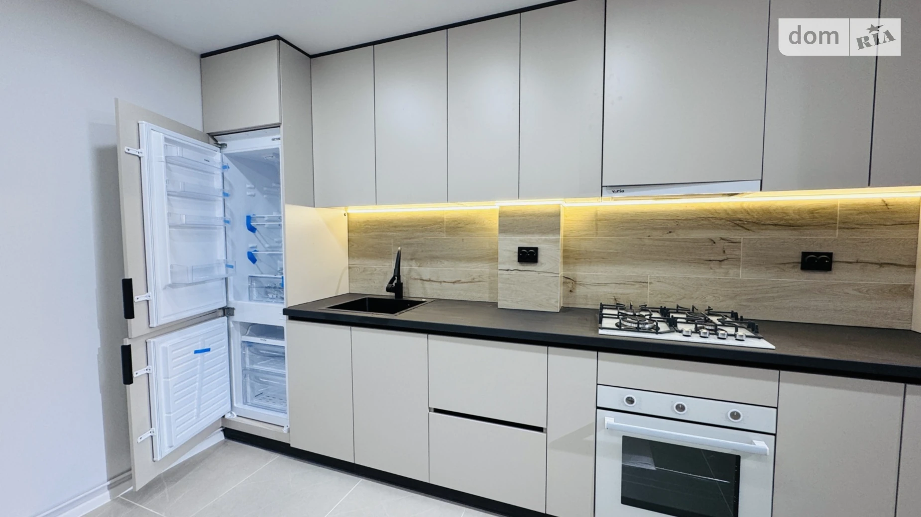 2-комнатная квартира 62 кв. м в Тернополе, ул. Киевская, 8В - фото 3