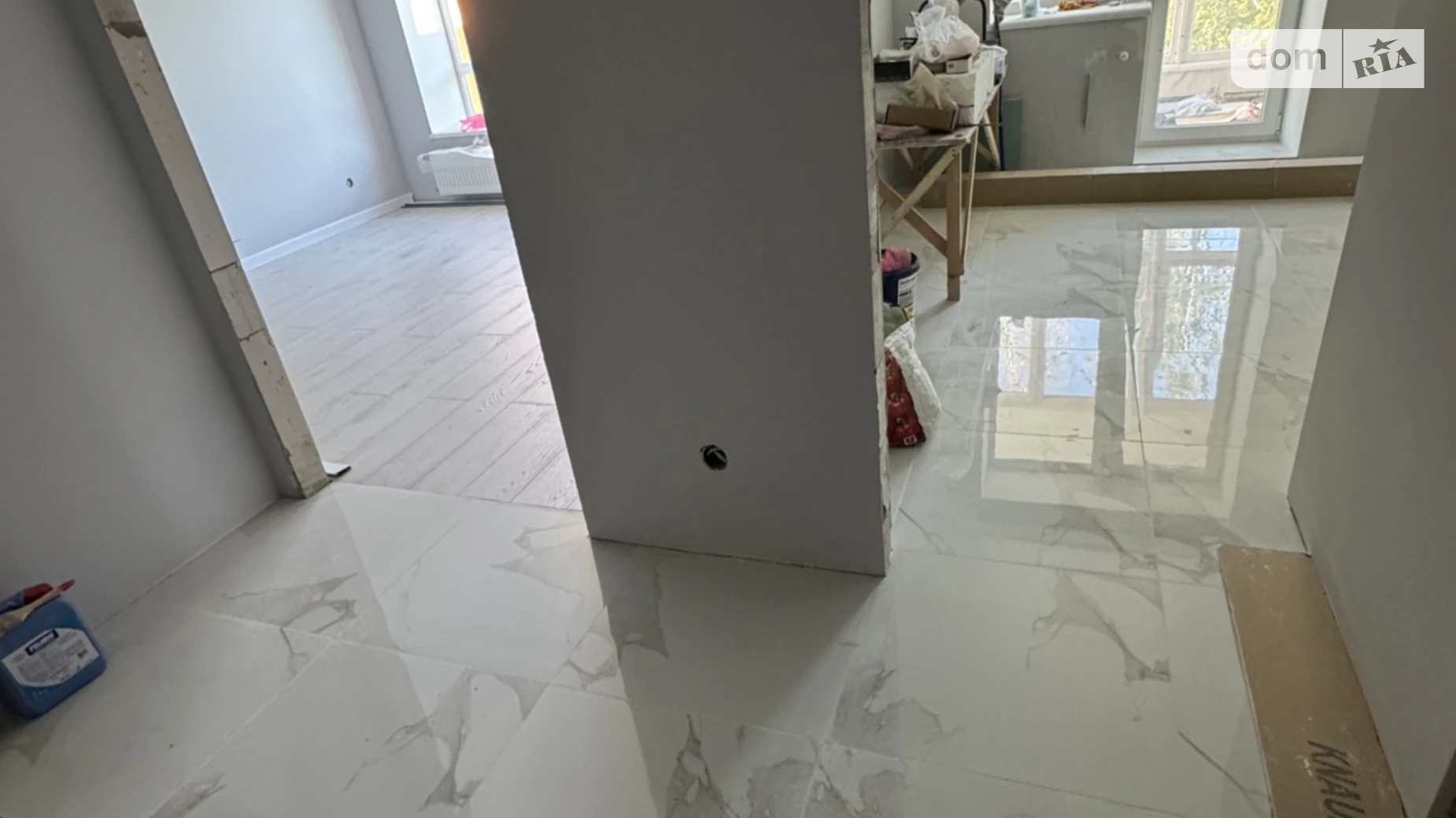 1-комнатная квартира 43 кв. м в Тернополе, ул. Черновецкая, 71 - фото 2