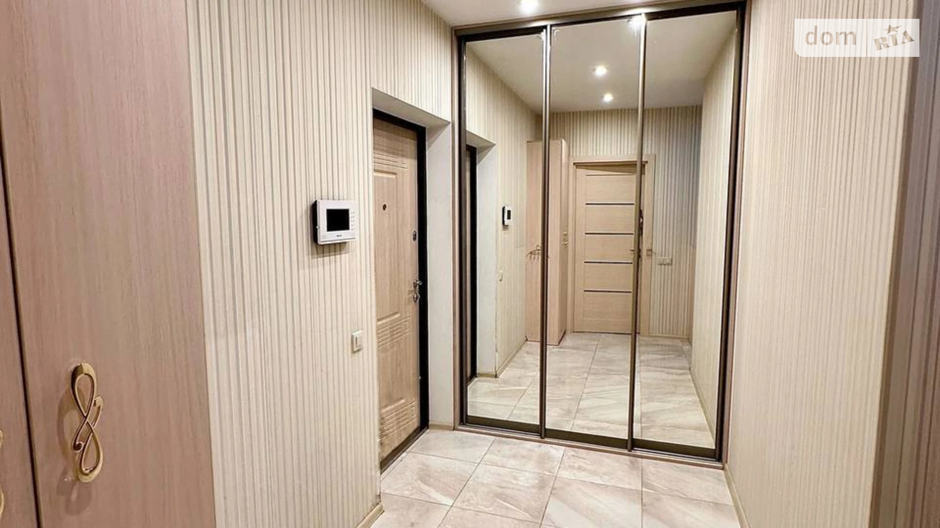 Продается 1-комнатная квартира 56.4 кв. м в Киеве, ул. Анны Ахматовой, 30 - фото 5