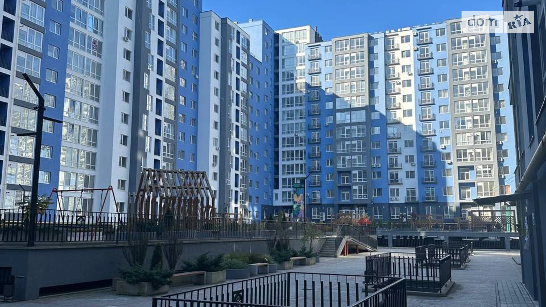 Продается 1-комнатная квартира 34 кв. м в Ивано-Франковске, ул. Княгинин - фото 4