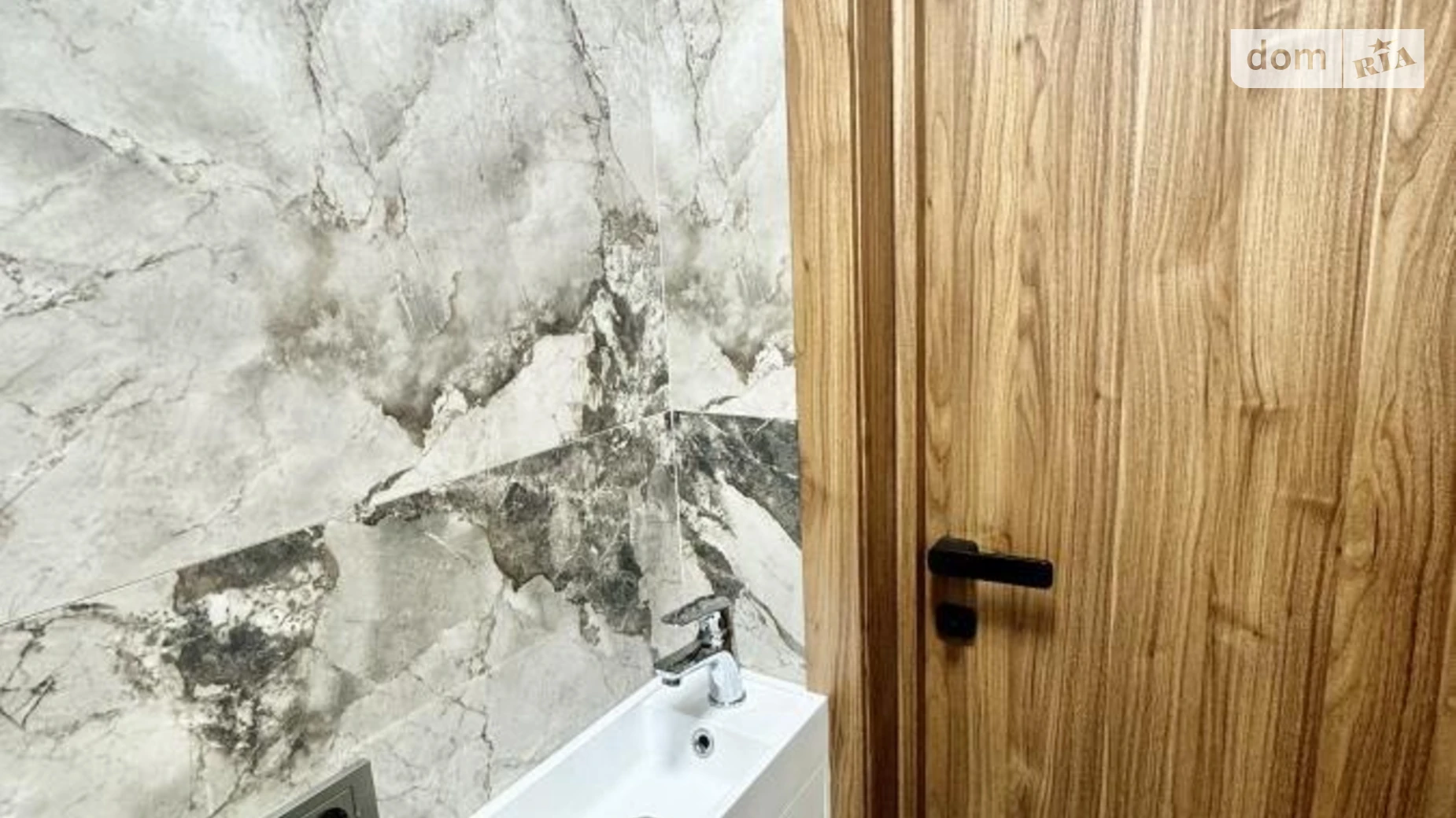 Сдается в аренду офис 61 кв. м в бизнес-центре, цена: 700 $ - фото 5
