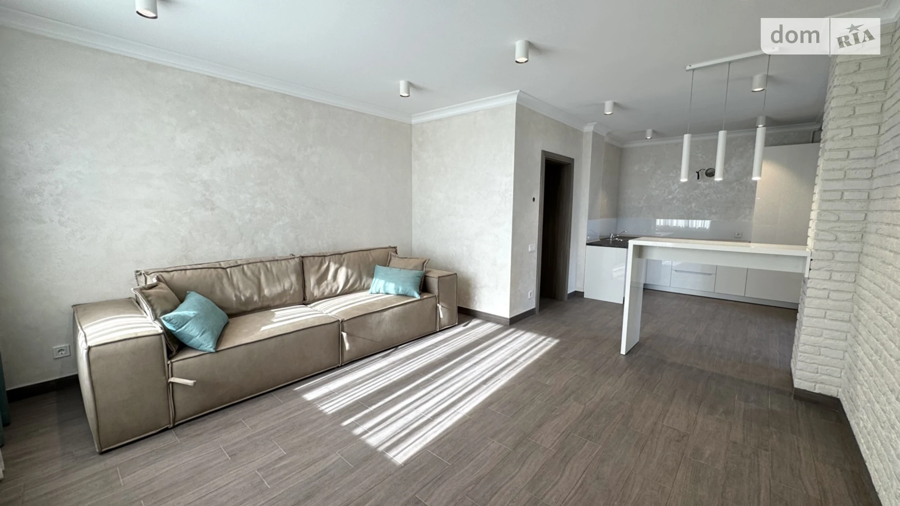 Продается 2-комнатная квартира 65.5 кв. м в Хмельницком, ул. Панаса Мирного, 18А - фото 3