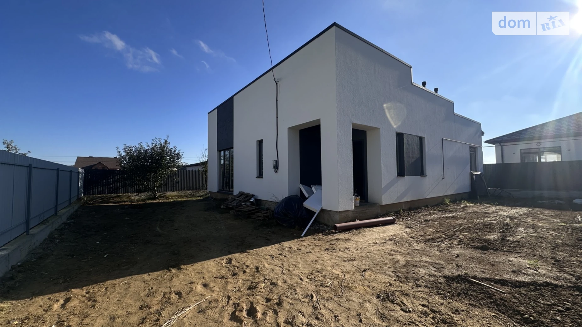 Продается одноэтажный дом 105 кв. м с террасой, цена: 85000 $ - фото 2