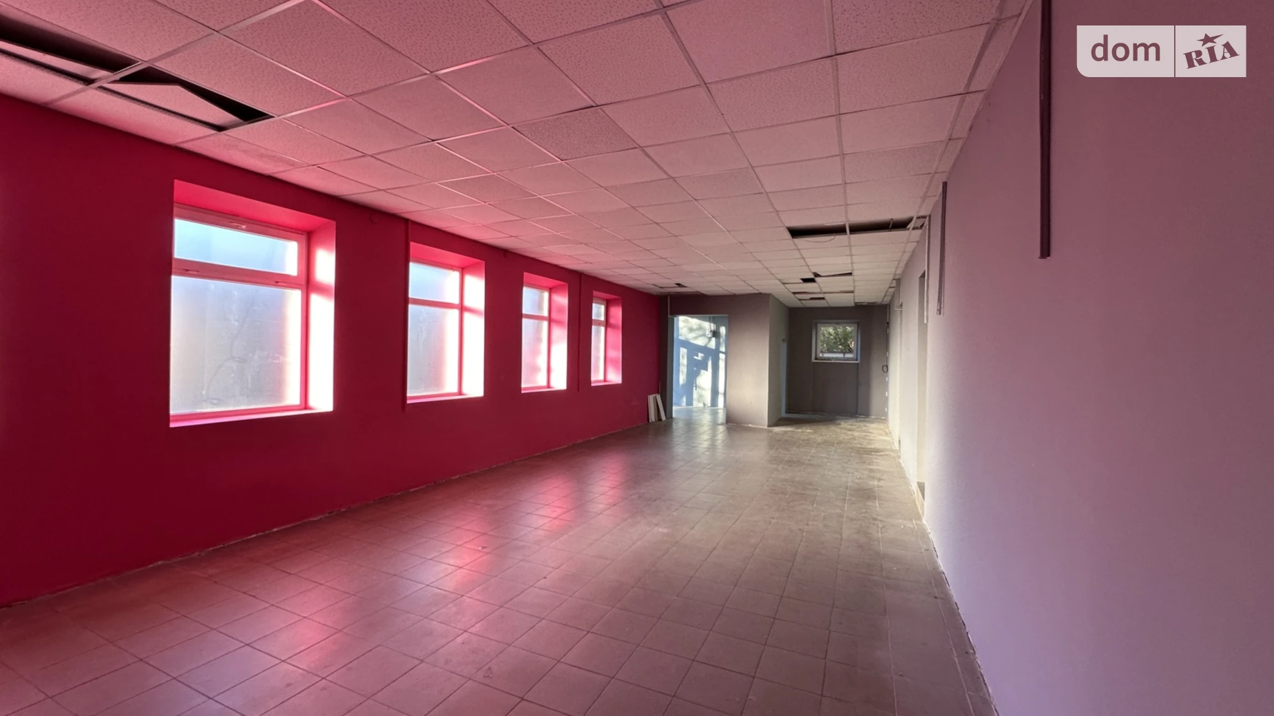 Продается объект сферы услуг 260 кв. м в 5-этажном здании, цена: 265000 $ - фото 3