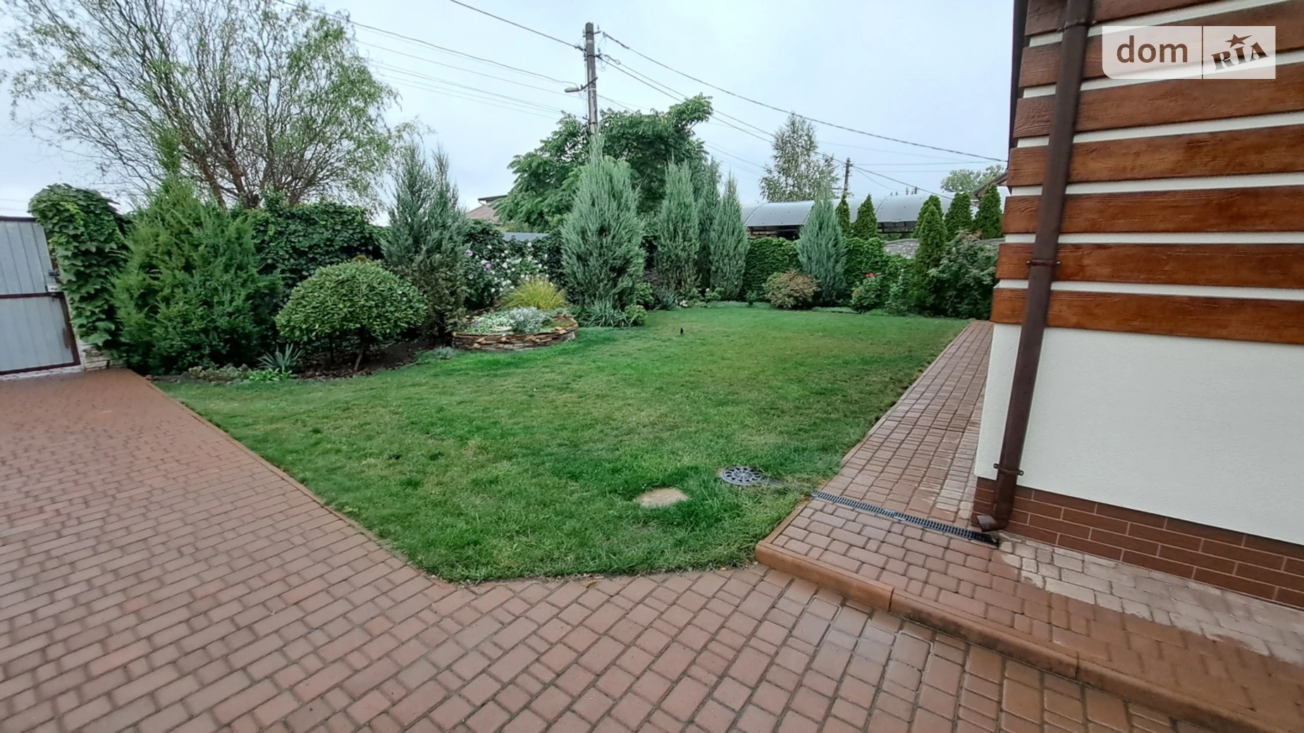 Продается дом на 2 этажа 100 кв. м с гаражом, цена: 130000 $ - фото 2