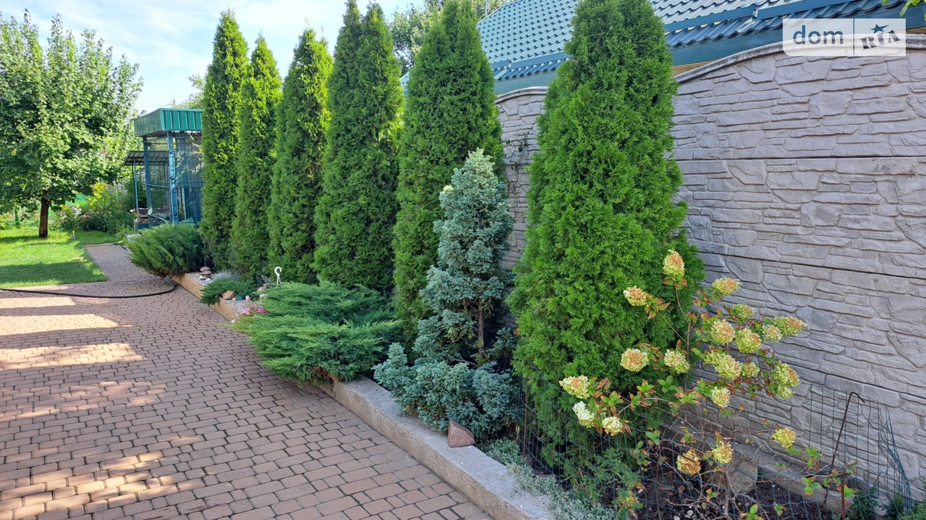 Продается дом на 2 этажа 100 кв. м с гаражом, цена: 130000 $ - фото 4