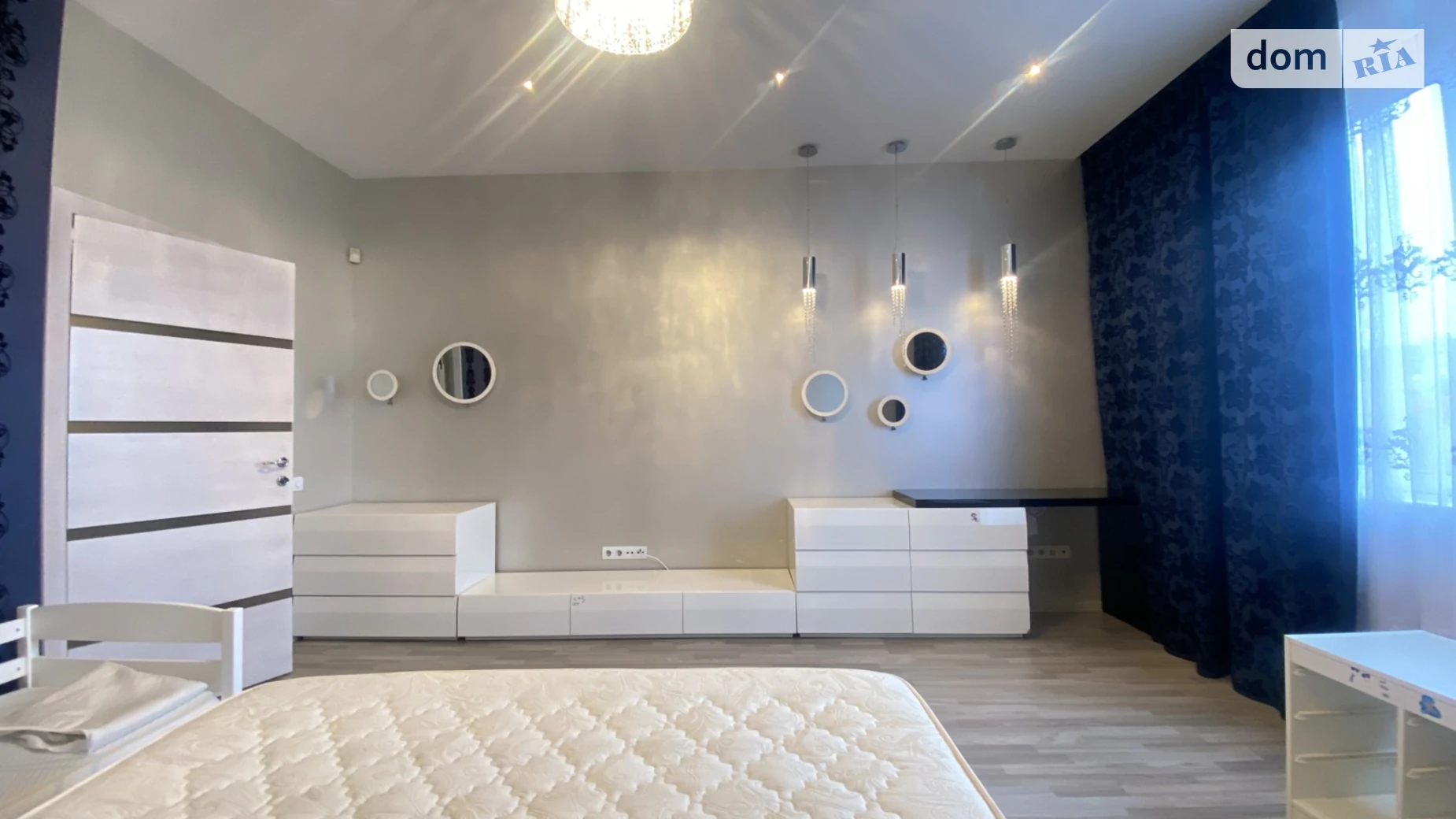 Сдается в аренду 2-комнатная квартира 108 кв. м в Львове, ул. Мечникова - фото 2