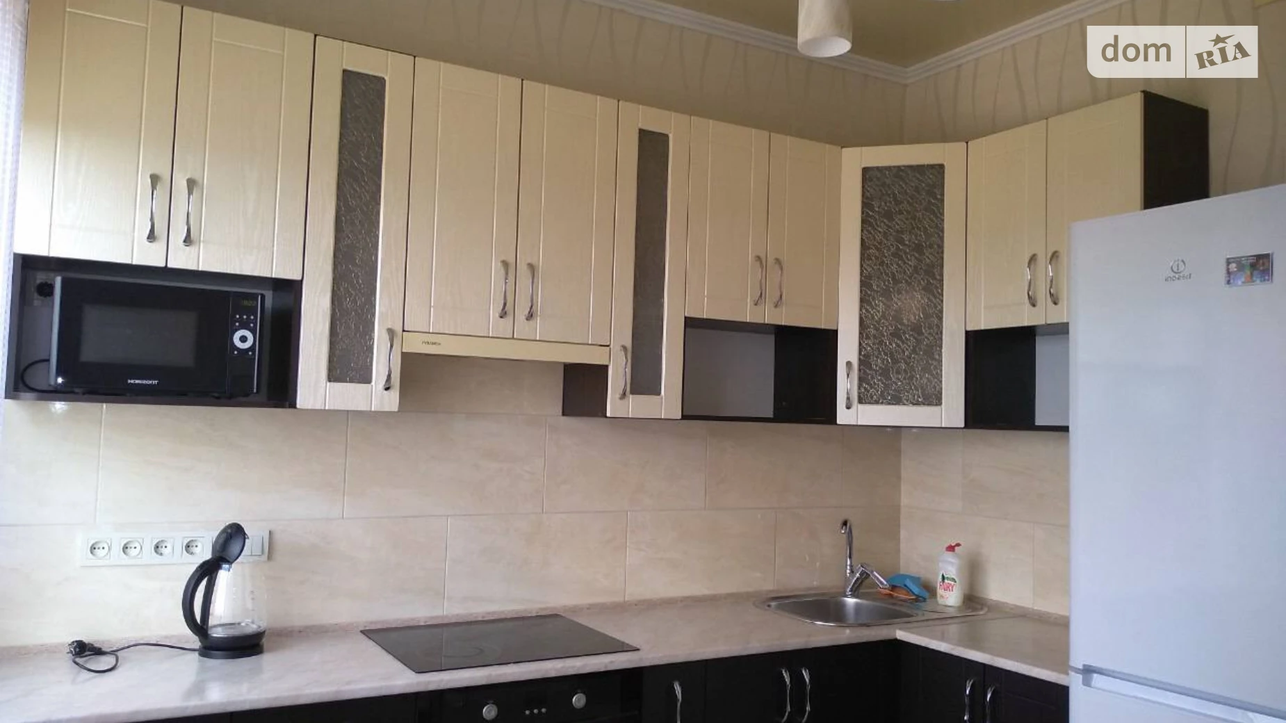 Сдается в аренду 1-комнатная квартира 40 кв. м в Одессе, ул. Марсельская, 35 - фото 3