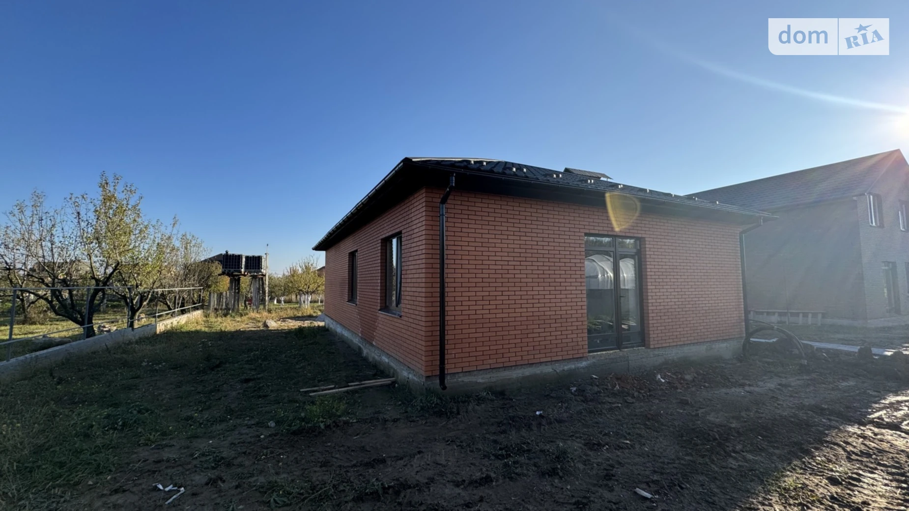 Продается одноэтажный дом 105 кв. м с камином, цена: 82999 $ - фото 3