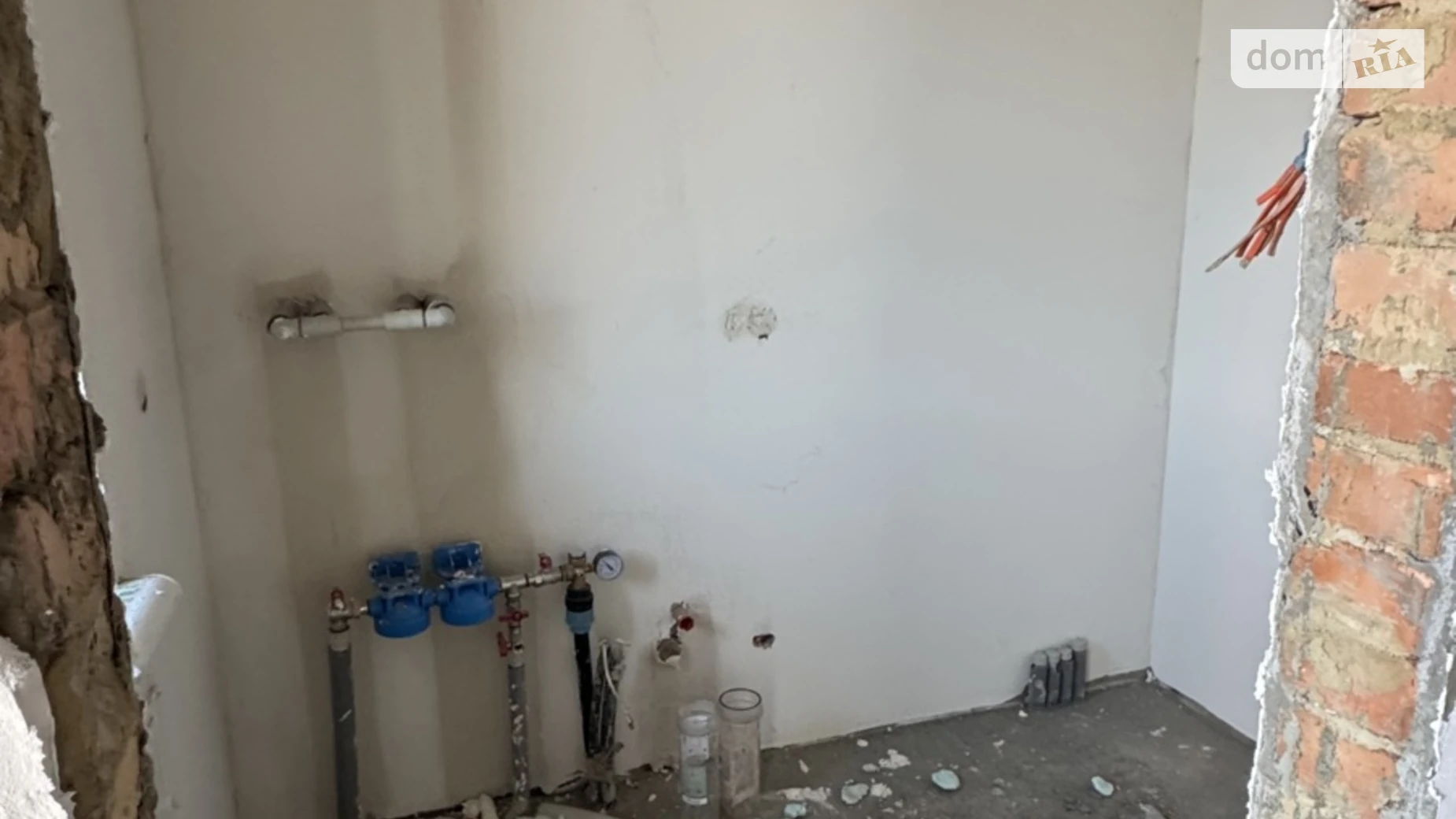 Продается дом на 2 этажа 120 кв. м с беседкой, цена: 84999 $ - фото 4