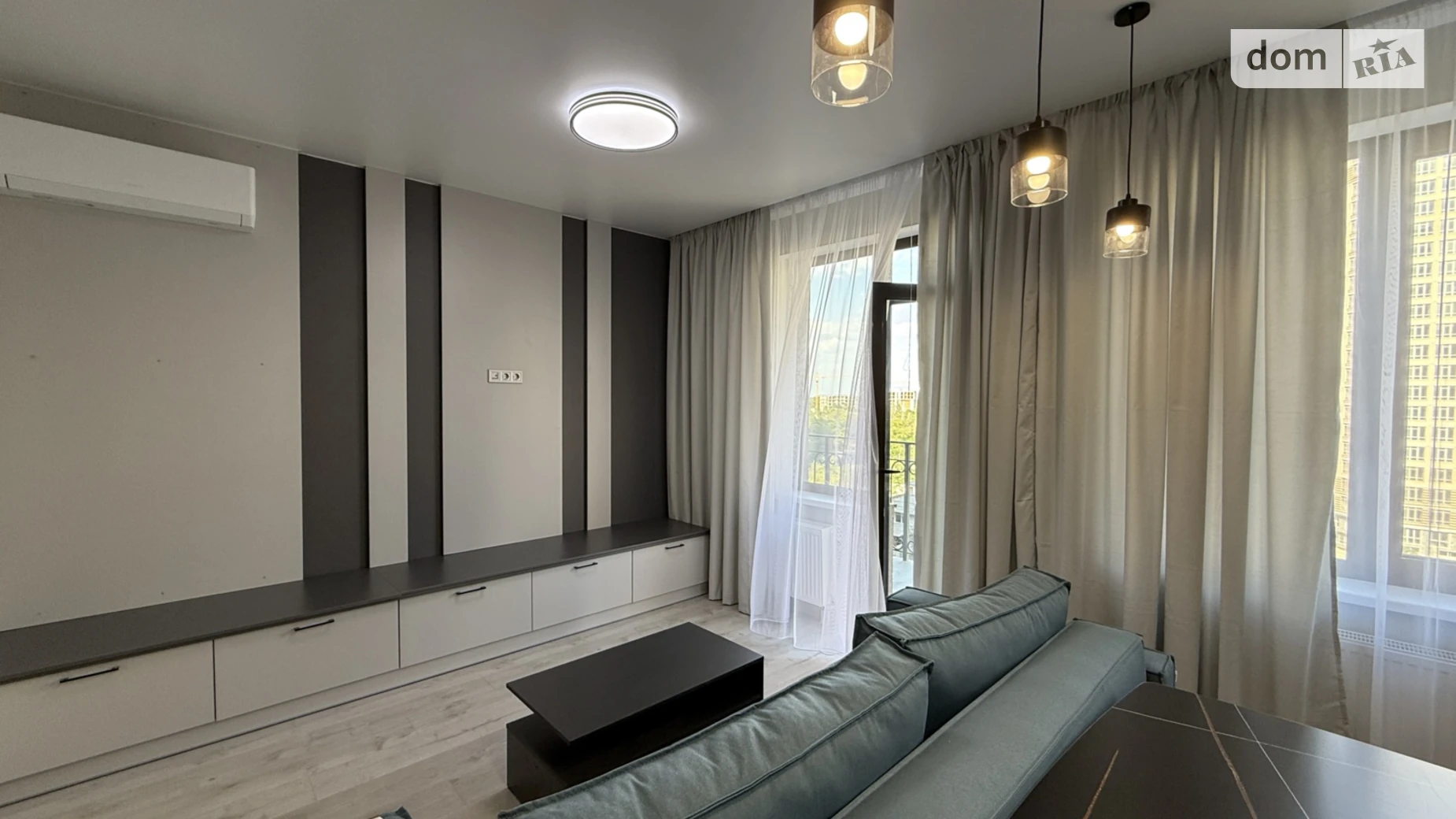 Продается 1-комнатная квартира 43 кв. м в Одессе, вул. Генуэзская, 1/1 - фото 2