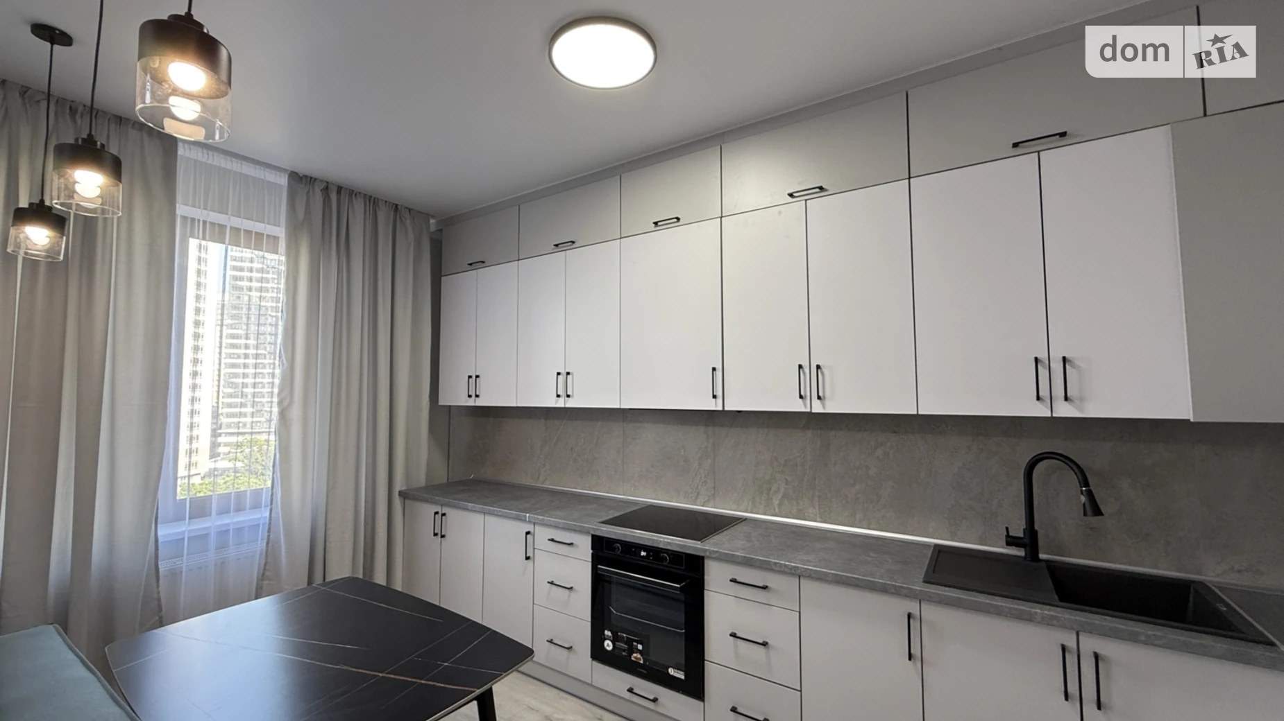 Продается 1-комнатная квартира 43 кв. м в Одессе, вул. Генуэзская, 1/1 - фото 3