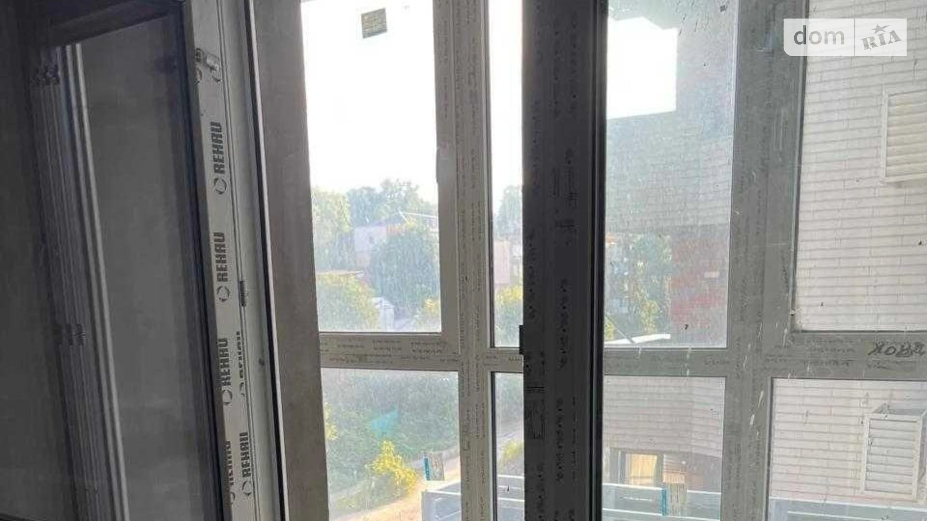 Продається 2-кімнатна квартира 69.3 кв. м у Києві, вул. Костанайська - фото 2